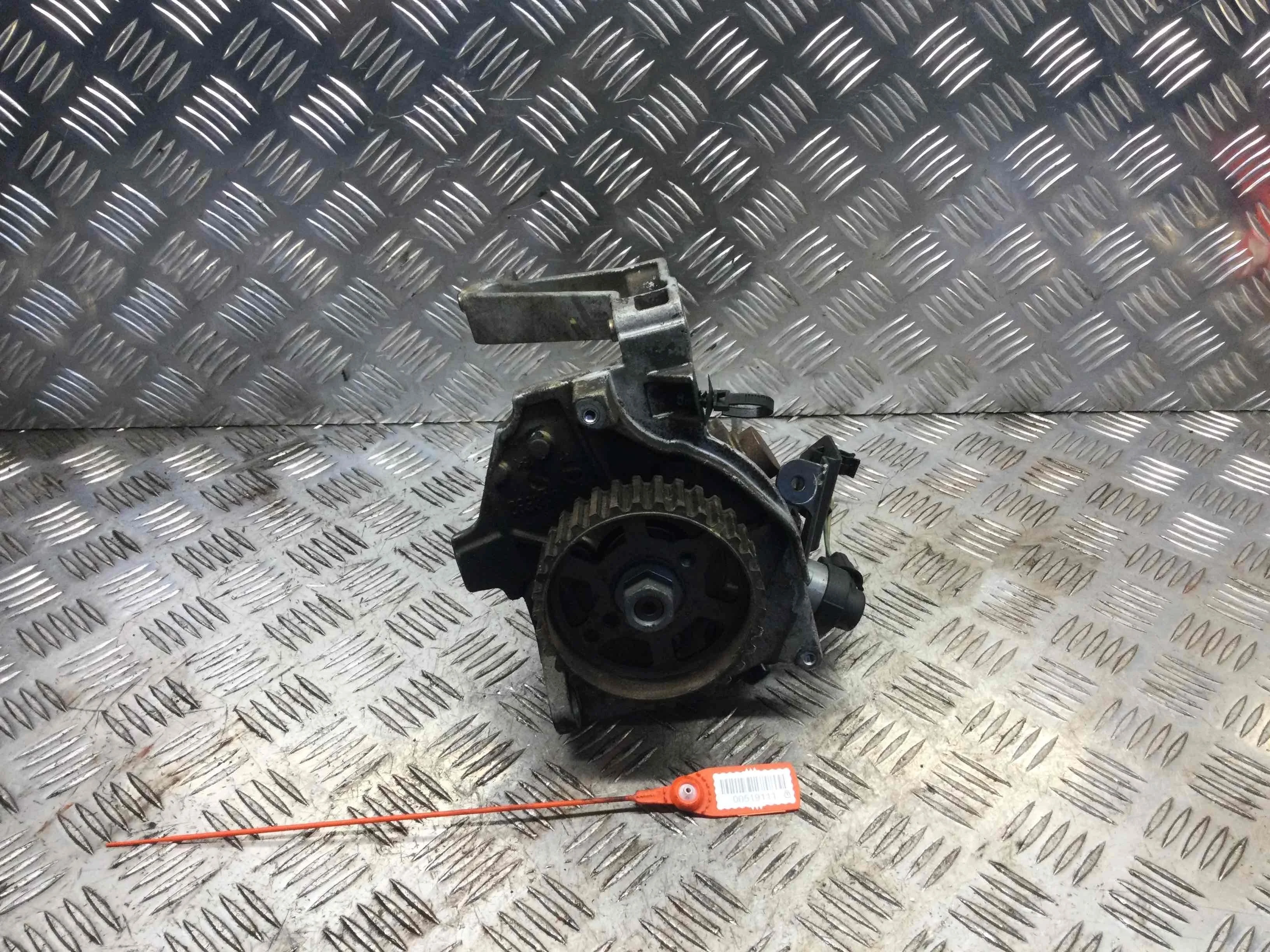 ТНВД Peugeot 307 1 поколение (2001-2005) дизель 1.6 HDI Механика Х/б