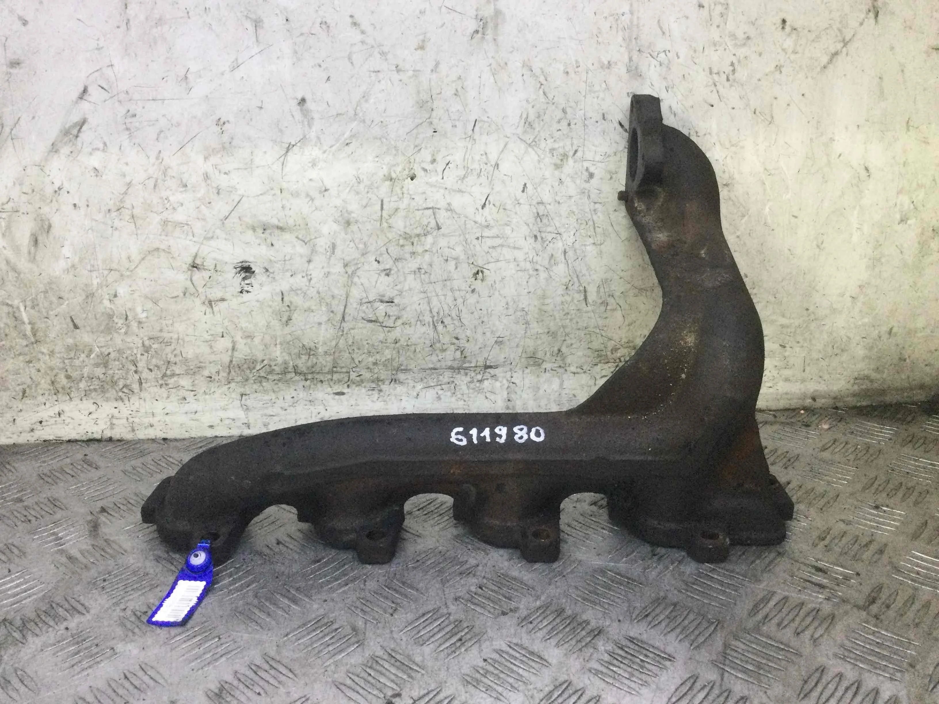 Коллектор выпускной Mercedes Vito W638 (1996-2003) дизель 2.2 CDI Механика