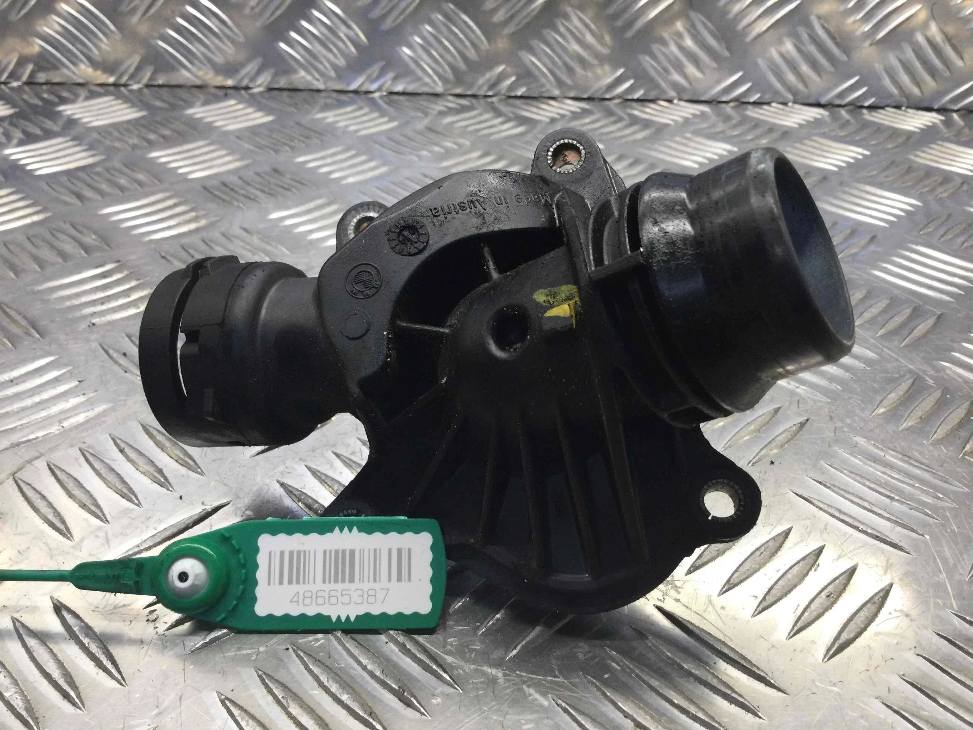 Корпус термостата BMW X5 E53 [рестайлинг] (2003-2006) дизель 3.0 TDI Автомат Внедорожник