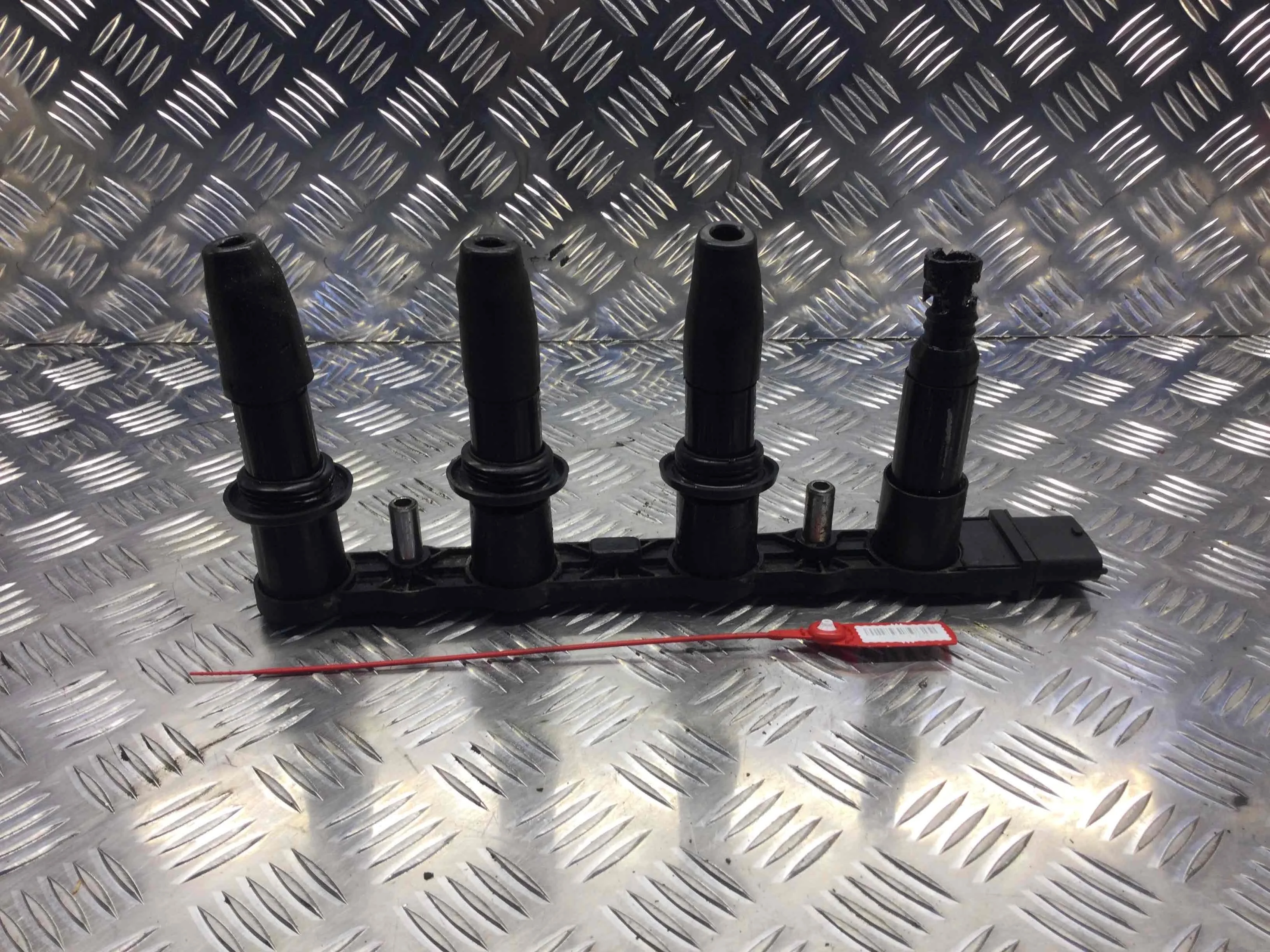 Катушка зажигания Opel Astra H 2004-2007 бензин 1.6 i Механика Х/б