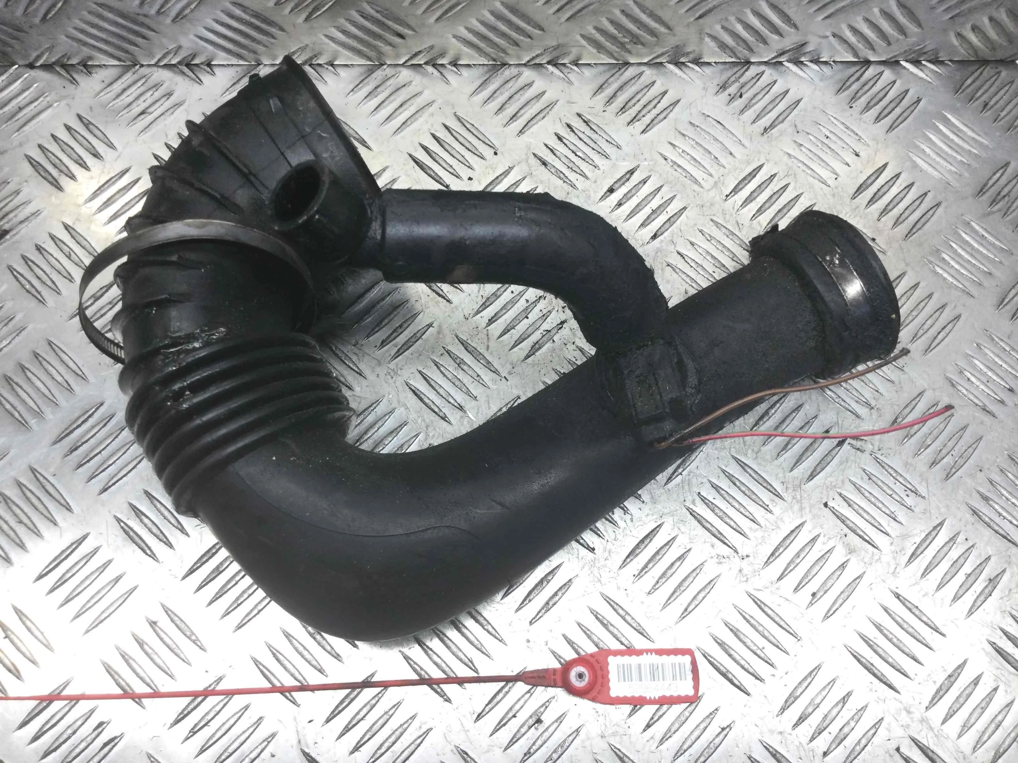 Патрубок воздушного фильтра Mercedes C-klasse W203/S203/CL203 (2000-2004) дизель 2.2 CDI Автомат Седан