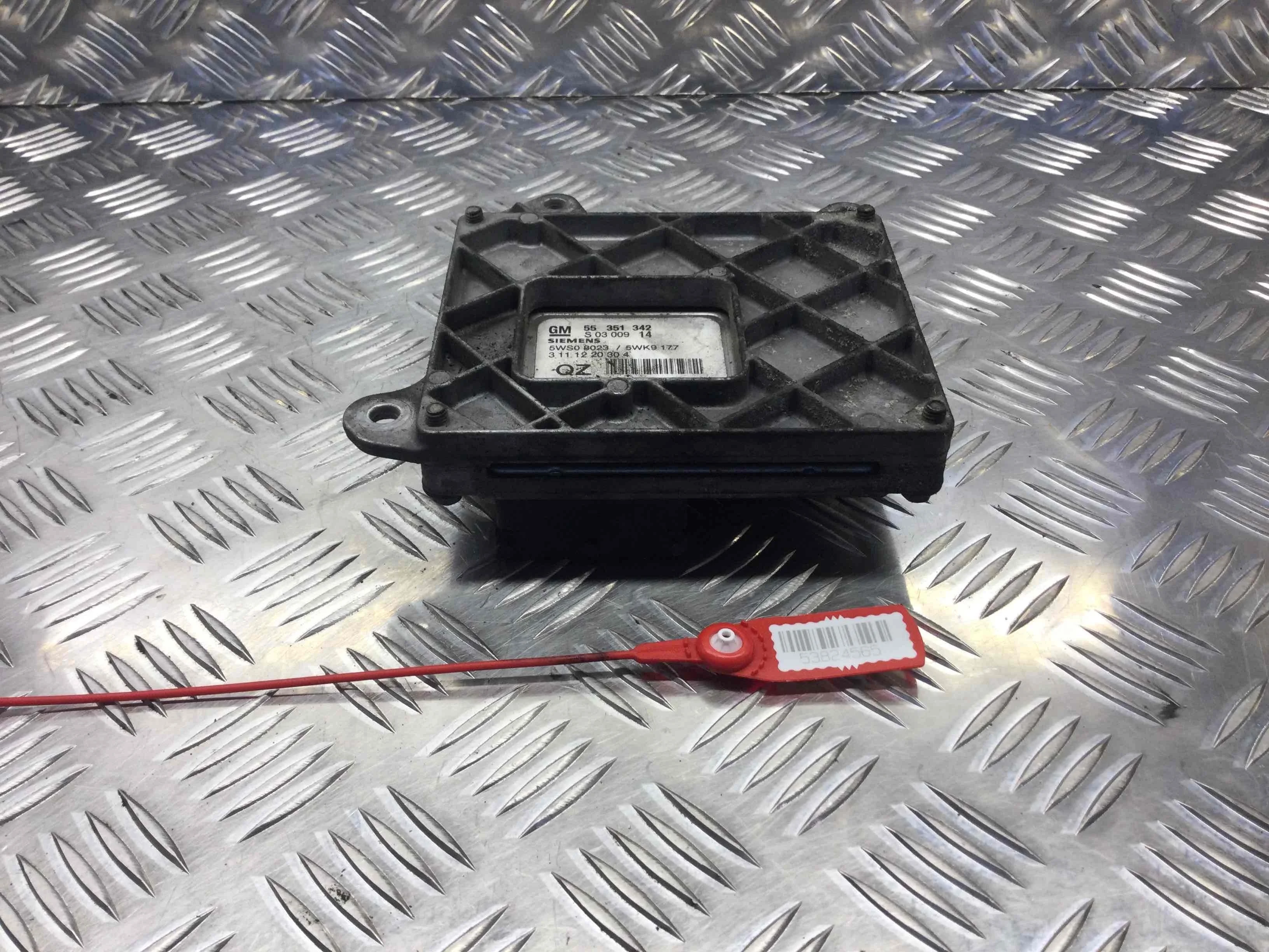 Блок управления двигателем Opel Vectra C (2002-2005) бензин 2.2 i Механика Универсал