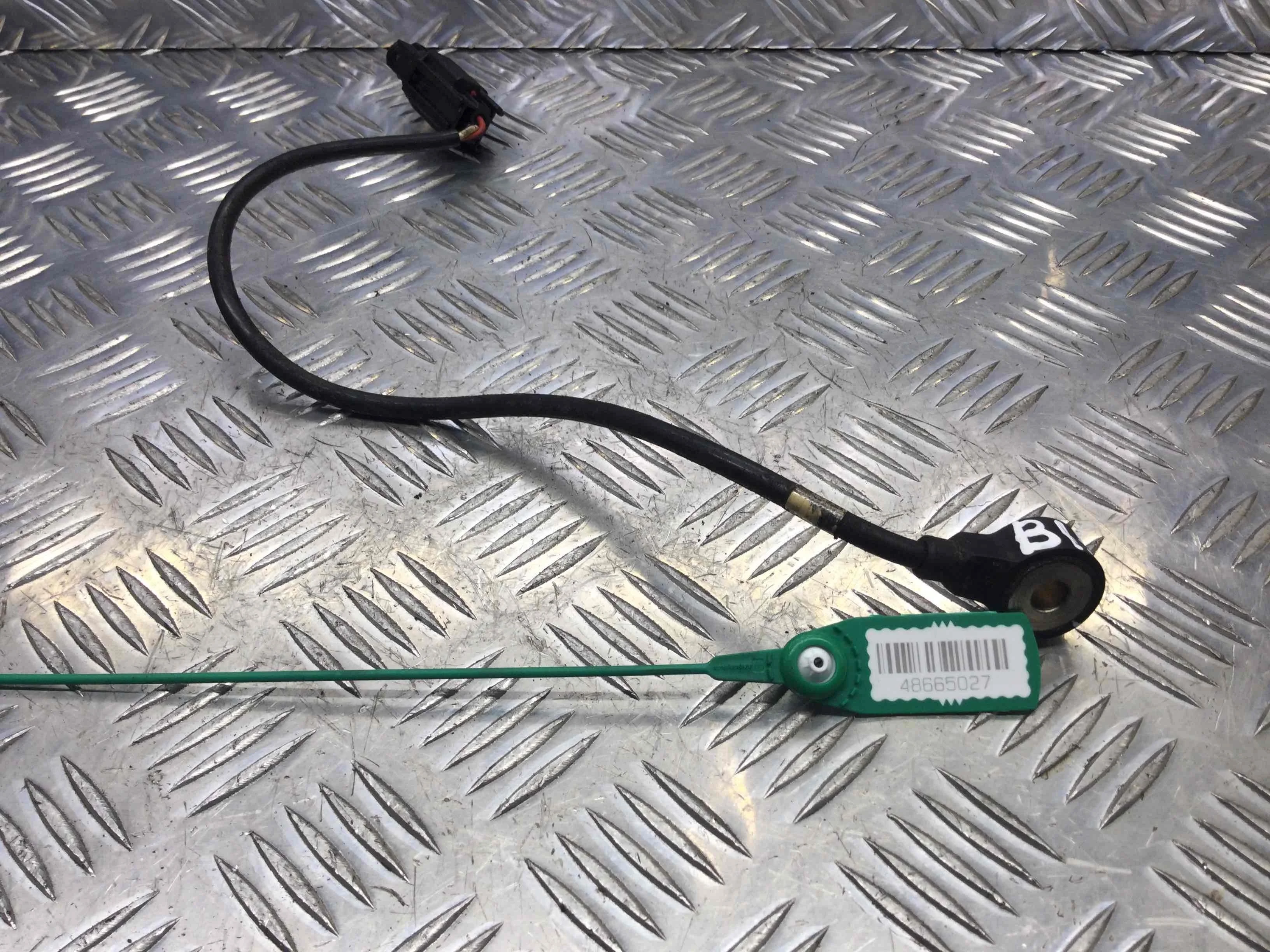 Датчик детонации Opel Corsa C (2000-2003) бензин 1.0  Механика Х/б