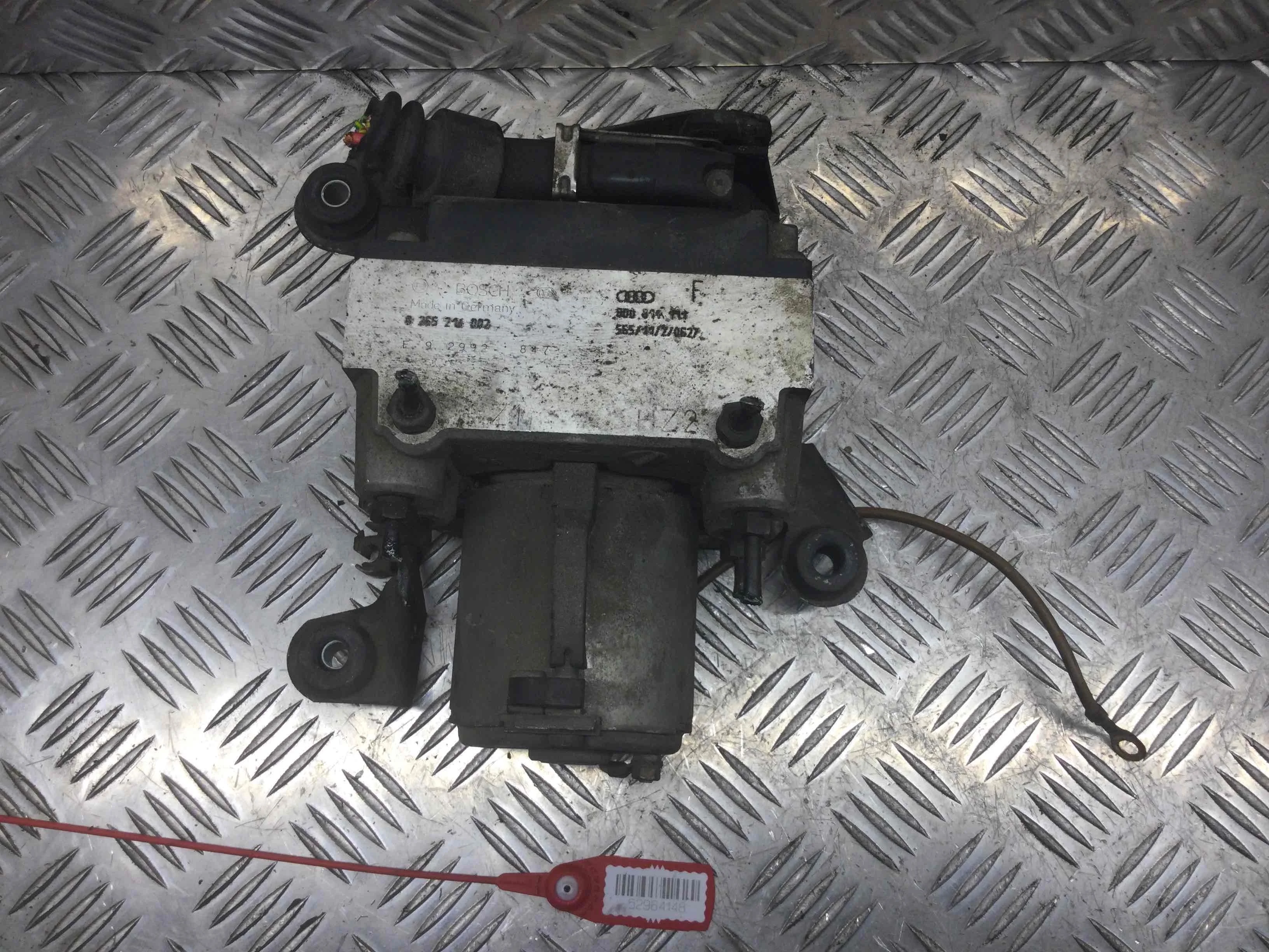 Блок ABS Audi A4 B5 (1994-1999) бензин 1.6 i Механика Седан