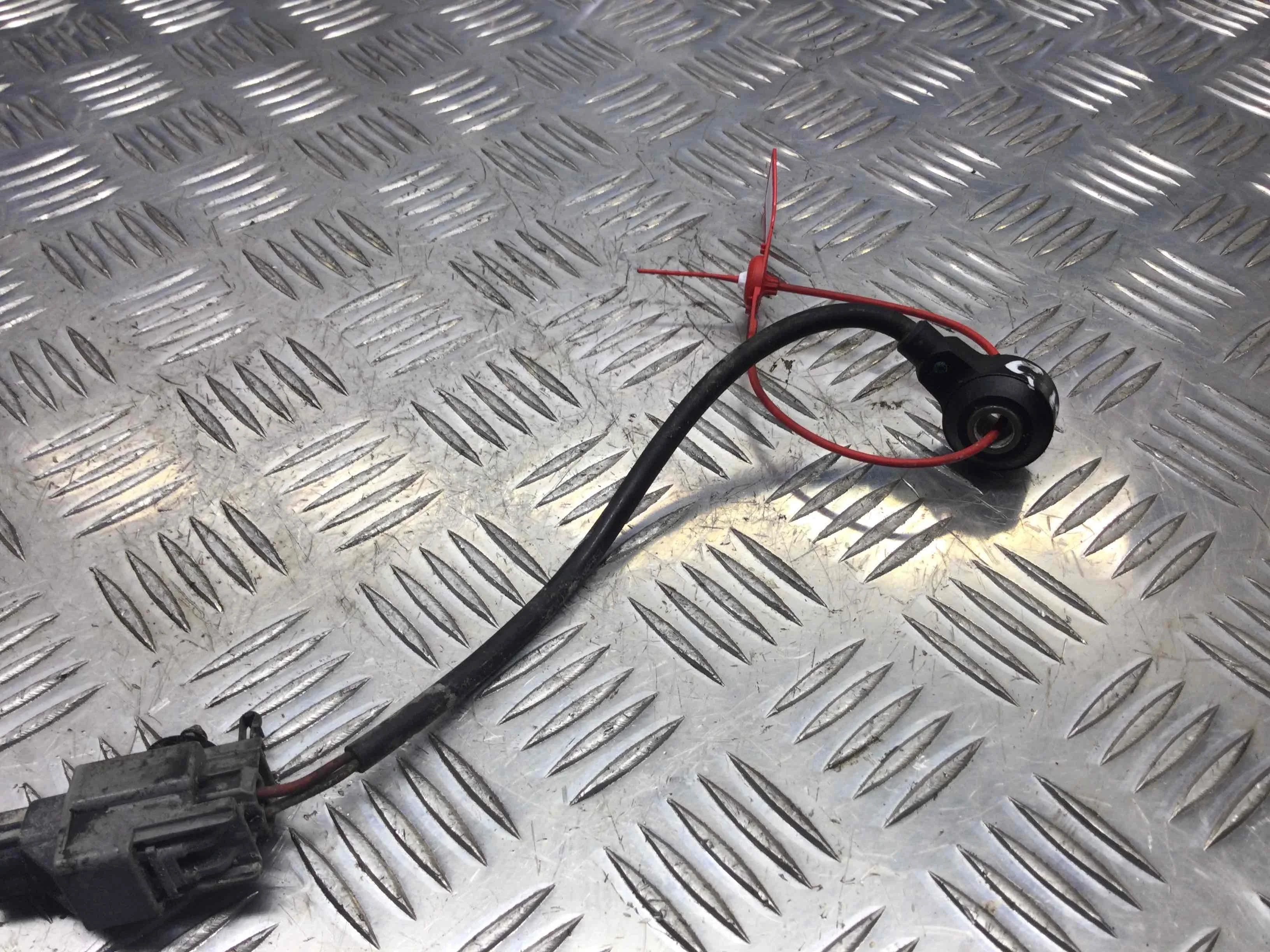 Датчик детонации Mazda 6 6 I (GG,GY) 2002 - 2007 бензин 1.8 i Механика Седан