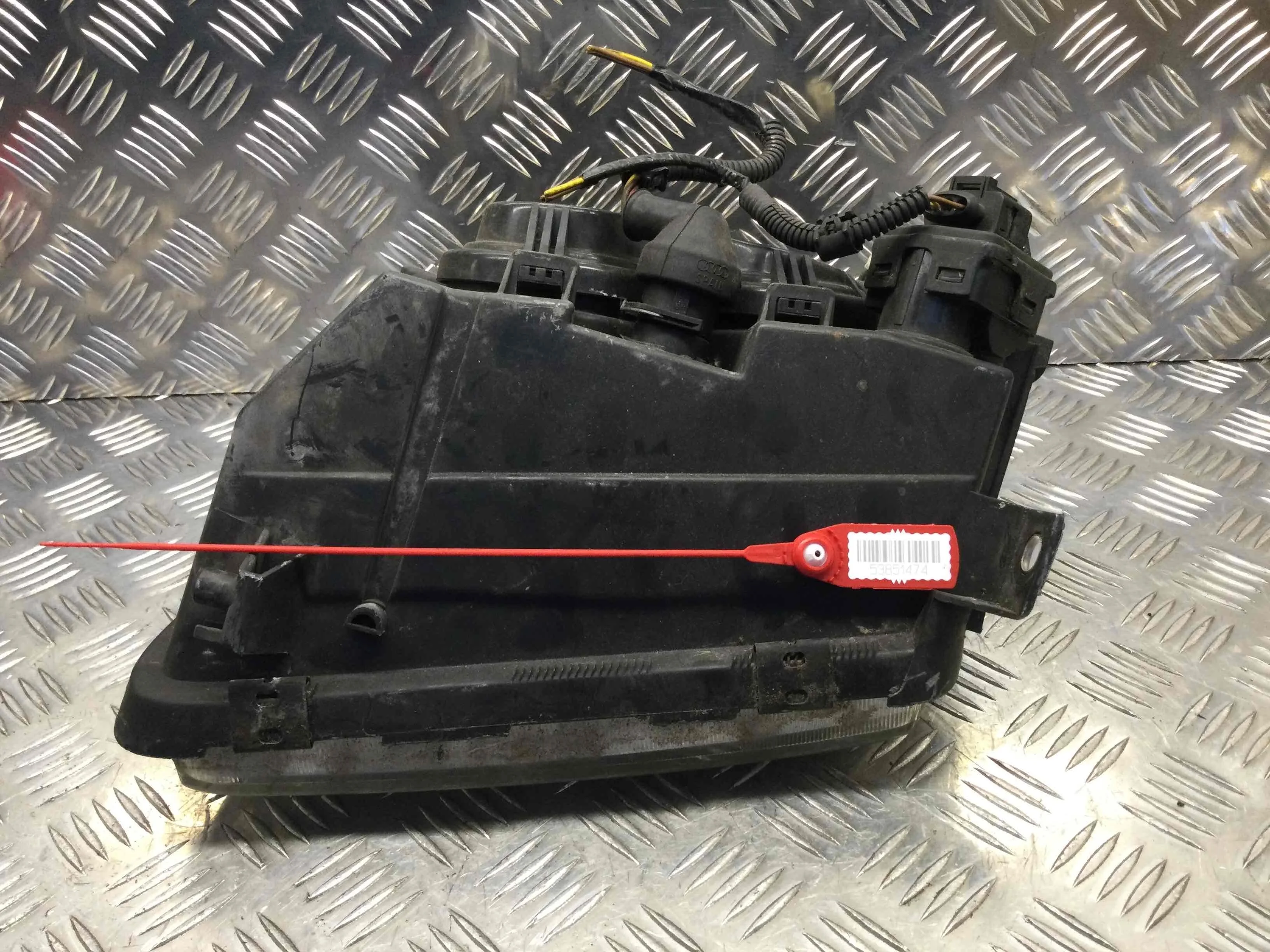 Фара правая Audi A3 8L (1996-2000) бензин 1.6 i Механика Х/б