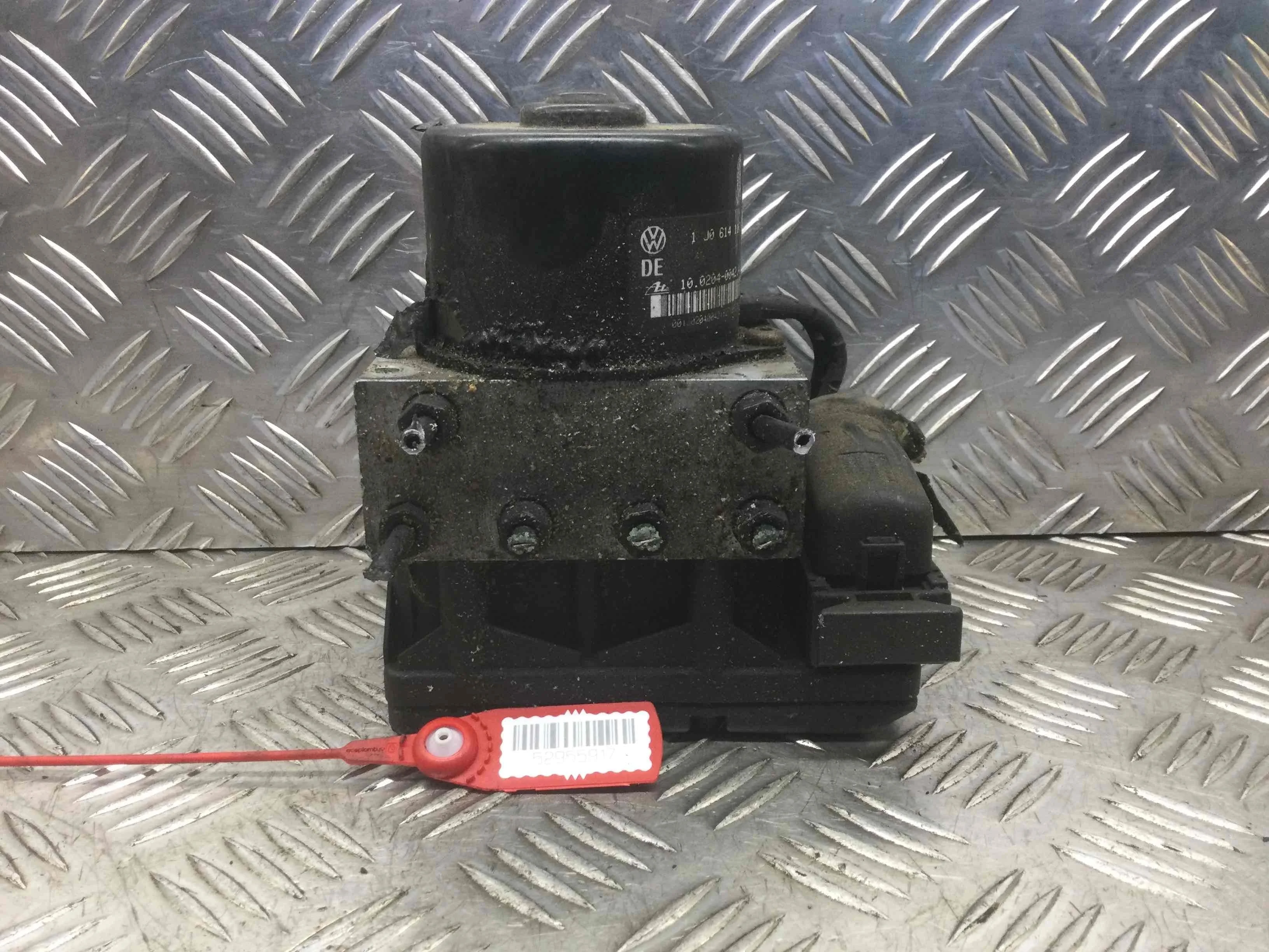 Блок ABS Audi A3 8L (1996-2000) бензин 1.6 i Механика Х/б