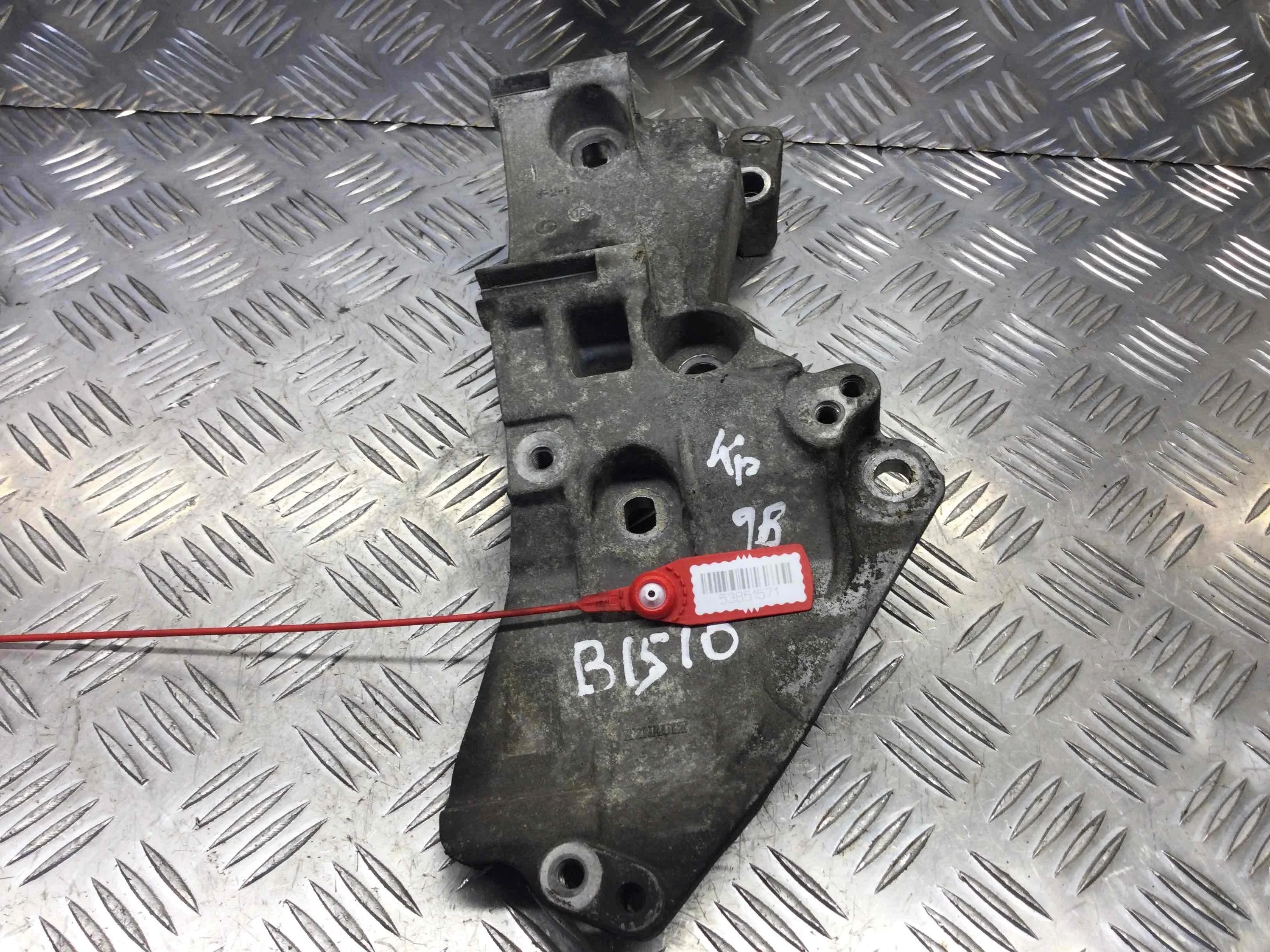 Кронштейн компрессора кондиционера Renault Megane 2 поколение (2002-2006) бензин 1.6 i Механика Х/б