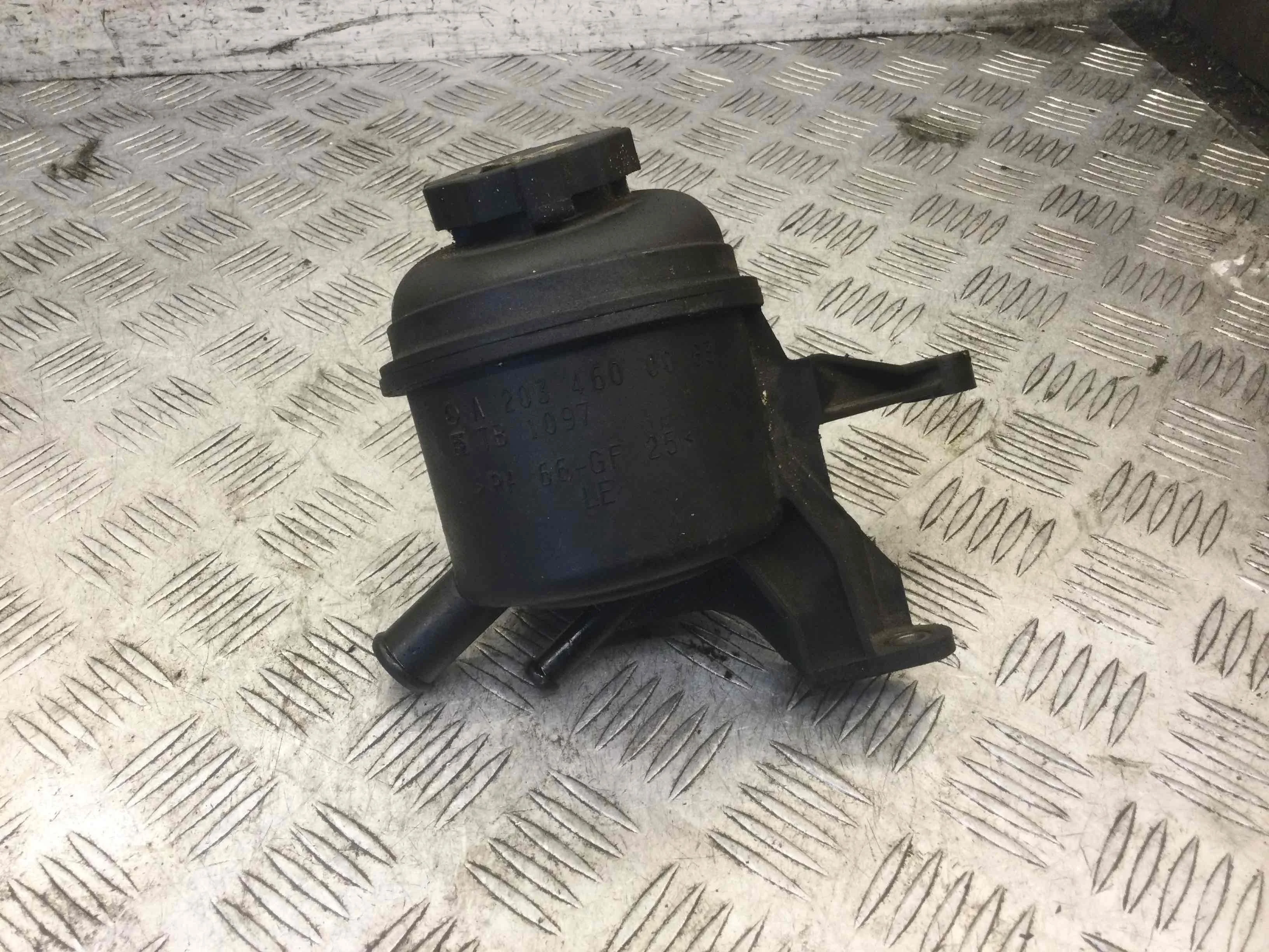 Бачок гидроусилителя Mercedes C-klasse W203/S203/CL203 [рестайлинг] (2004-2007) дизель 2.2 CDI Автомат Седан