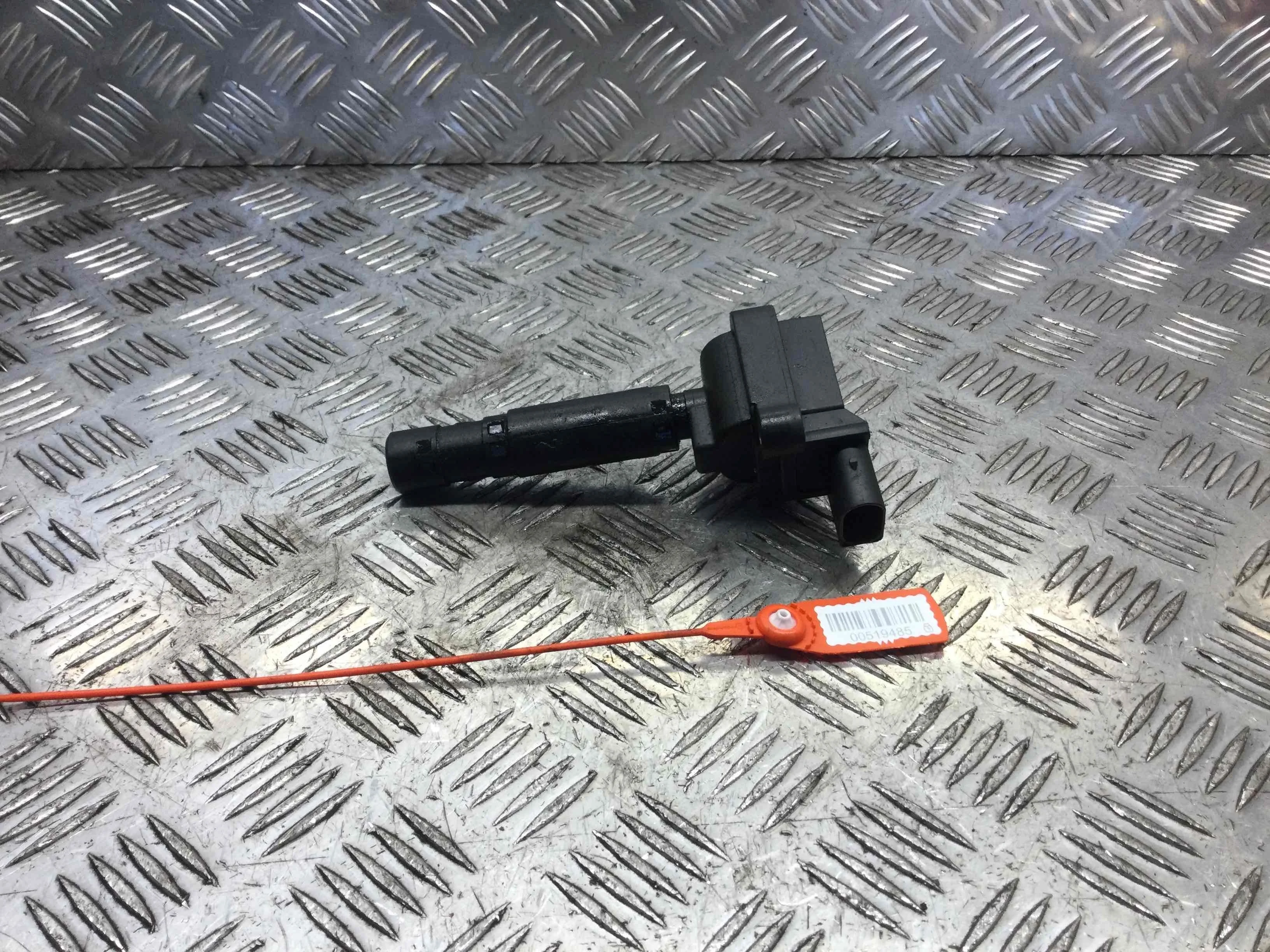 Катушка зажигания Mercedes C-klasse W203/S203/CL203 (2000-2004) бензин 1.8 i Автомат Седан