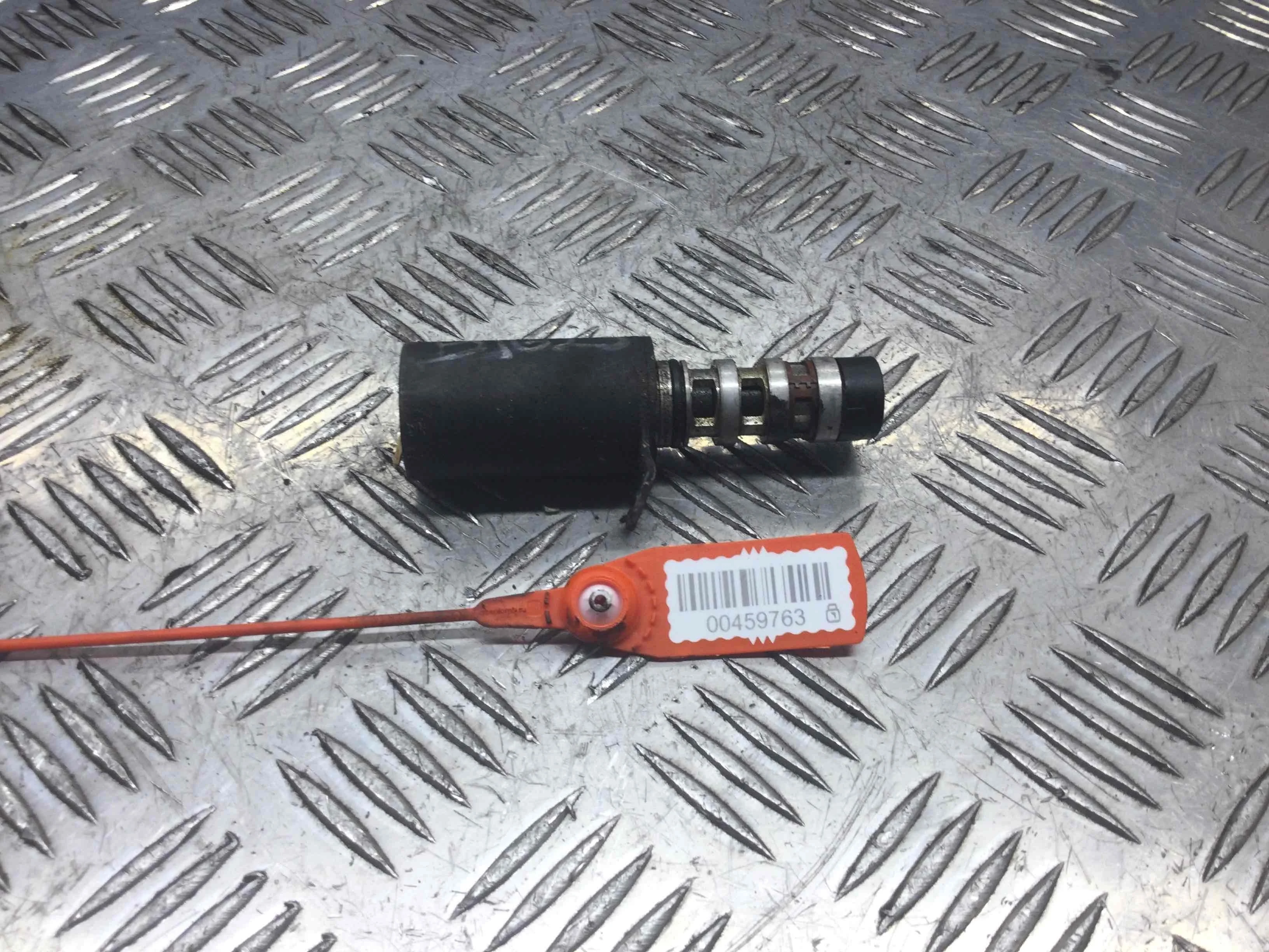 Клапан фазорегулятора Opel Zafira B (2005-2010) бензин 1.6 i Механика Минивэн