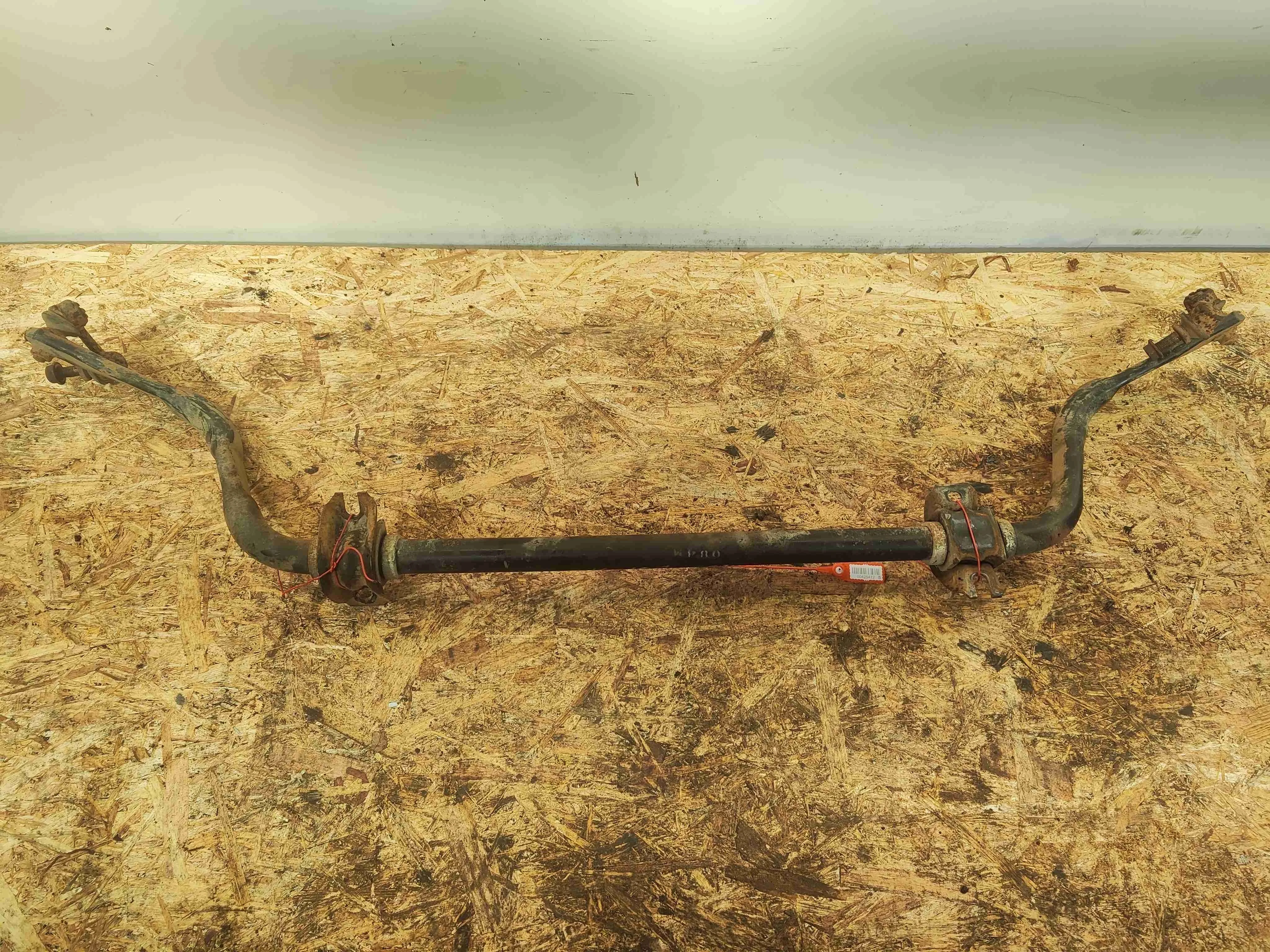 Стабилизатор подвески (поперечной устойчивости) передний Nissan Navara D40 (2005-2010) дизель 2.5 DCI Механика