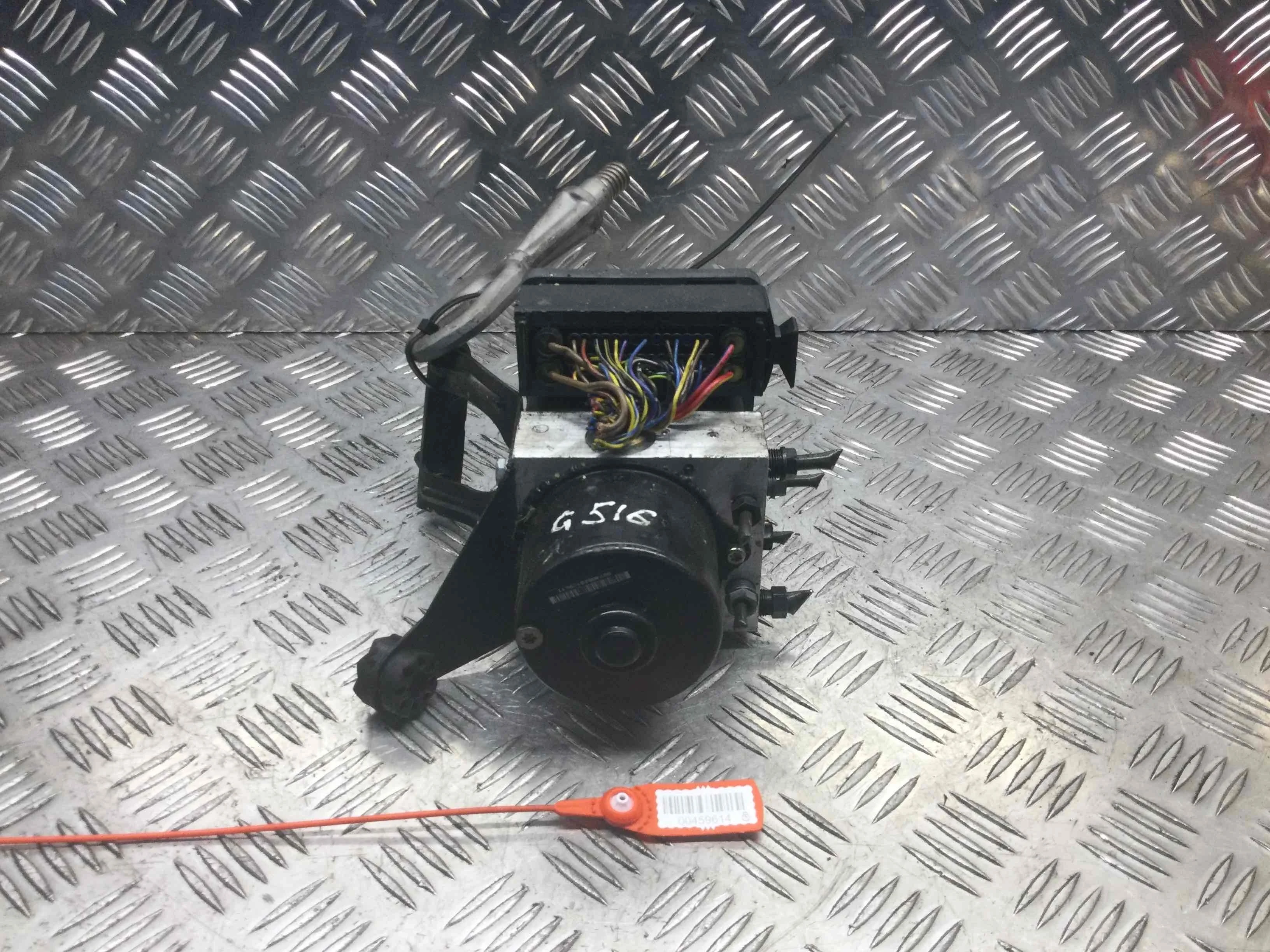 Блок ABS BMW 3-Series 3-Series E46 1998 - 2006 бензин 2.0 i Механика Седан