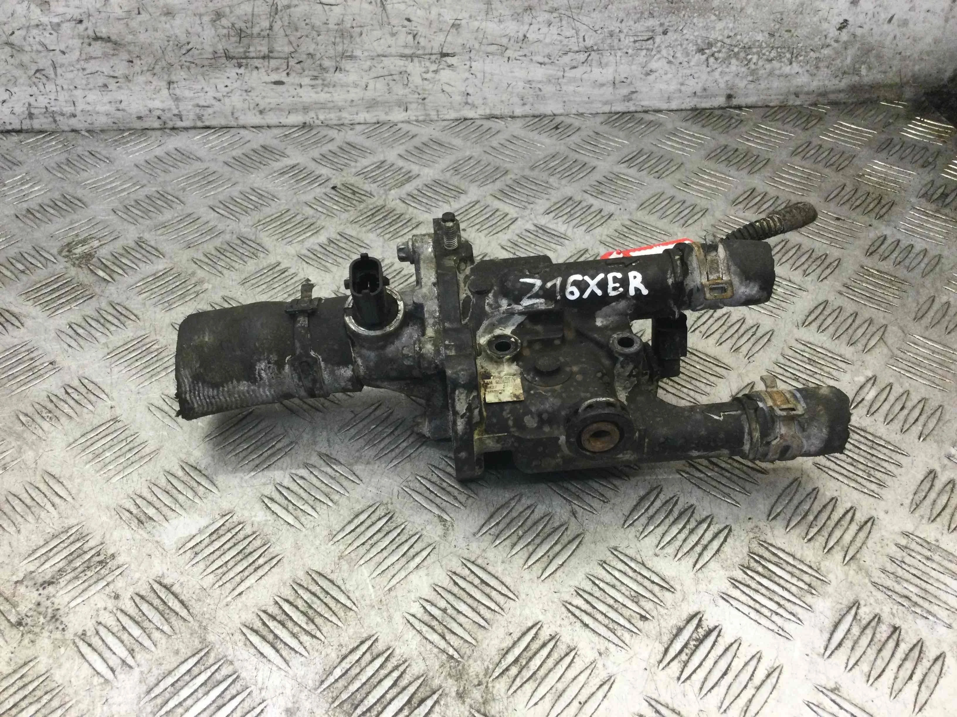 Корпус термостата Opel Zafira B (2005-2010) бензин 1.6 i Механика Минивэн