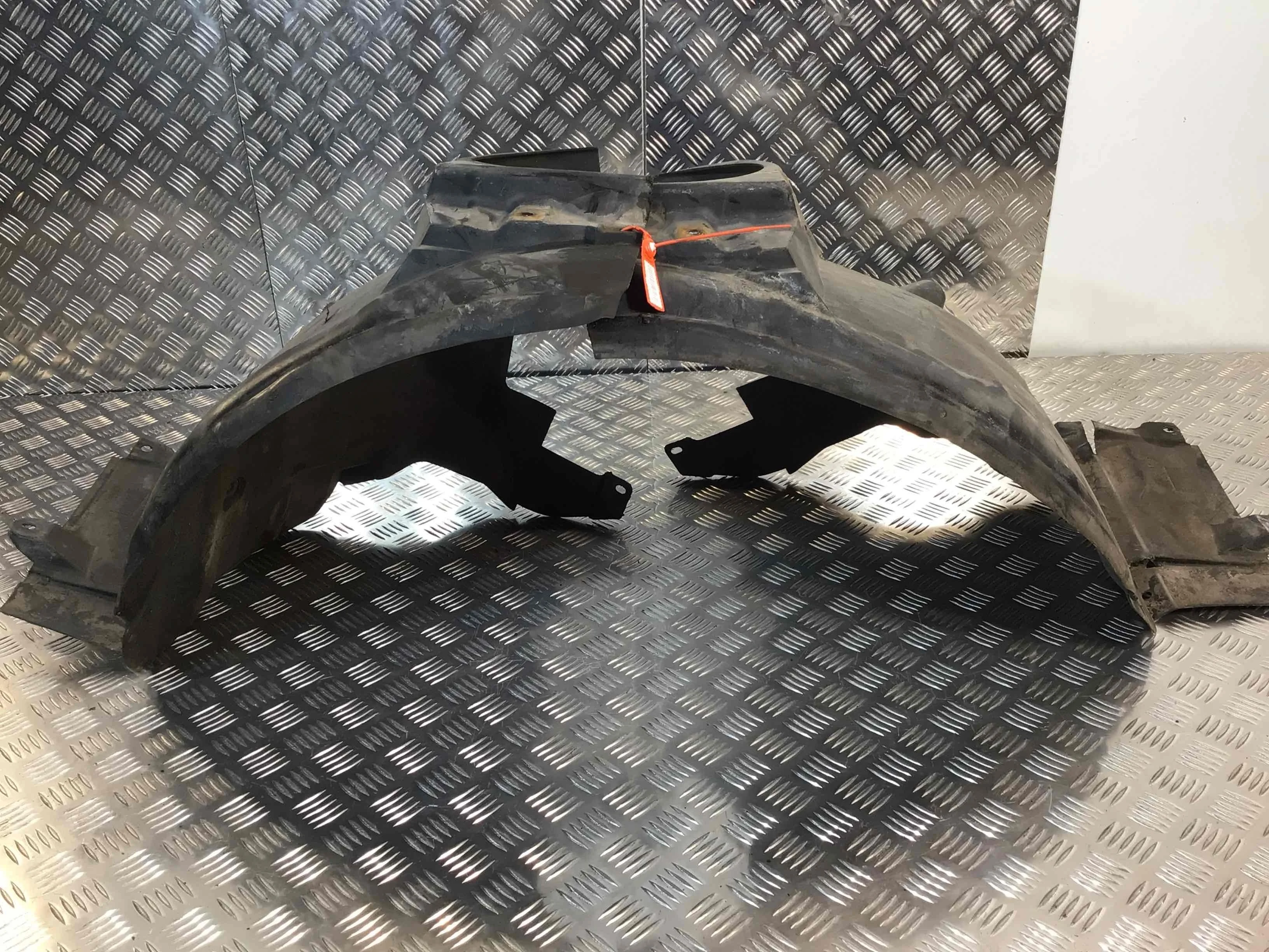 Защита арок передняя левая (подкрылок) Mercedes C-klasse W203/S203/CL203 [рестайлинг] (2004-2007) бензин 2.6  Автомат Седан