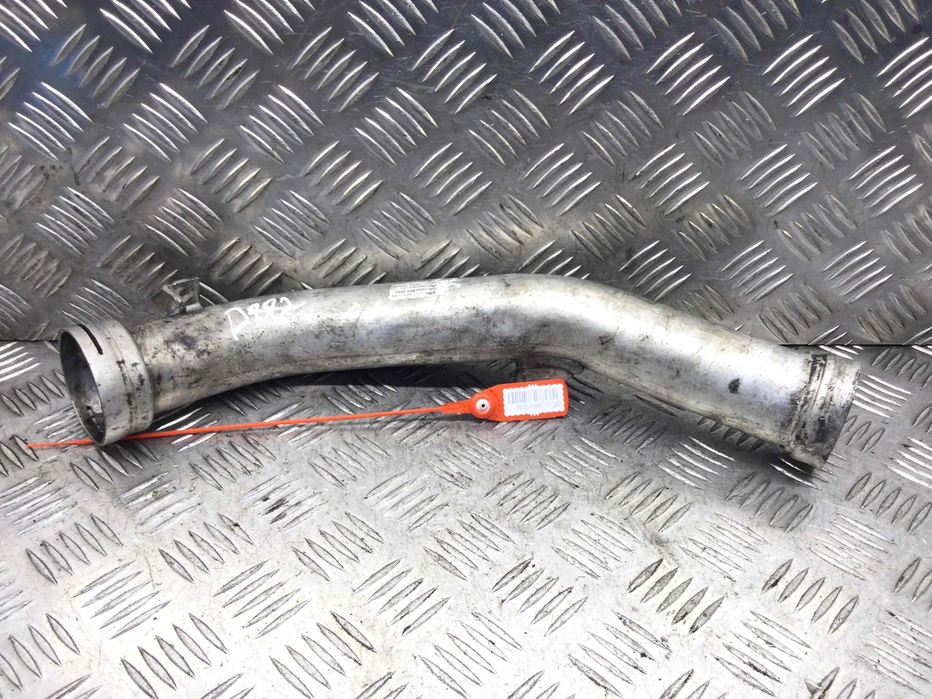 Патрубок интеркулера Mercedes E-klasse E-klasse (W211) 2002 - 2009 дизель 3.2 CDI Автомат Седан