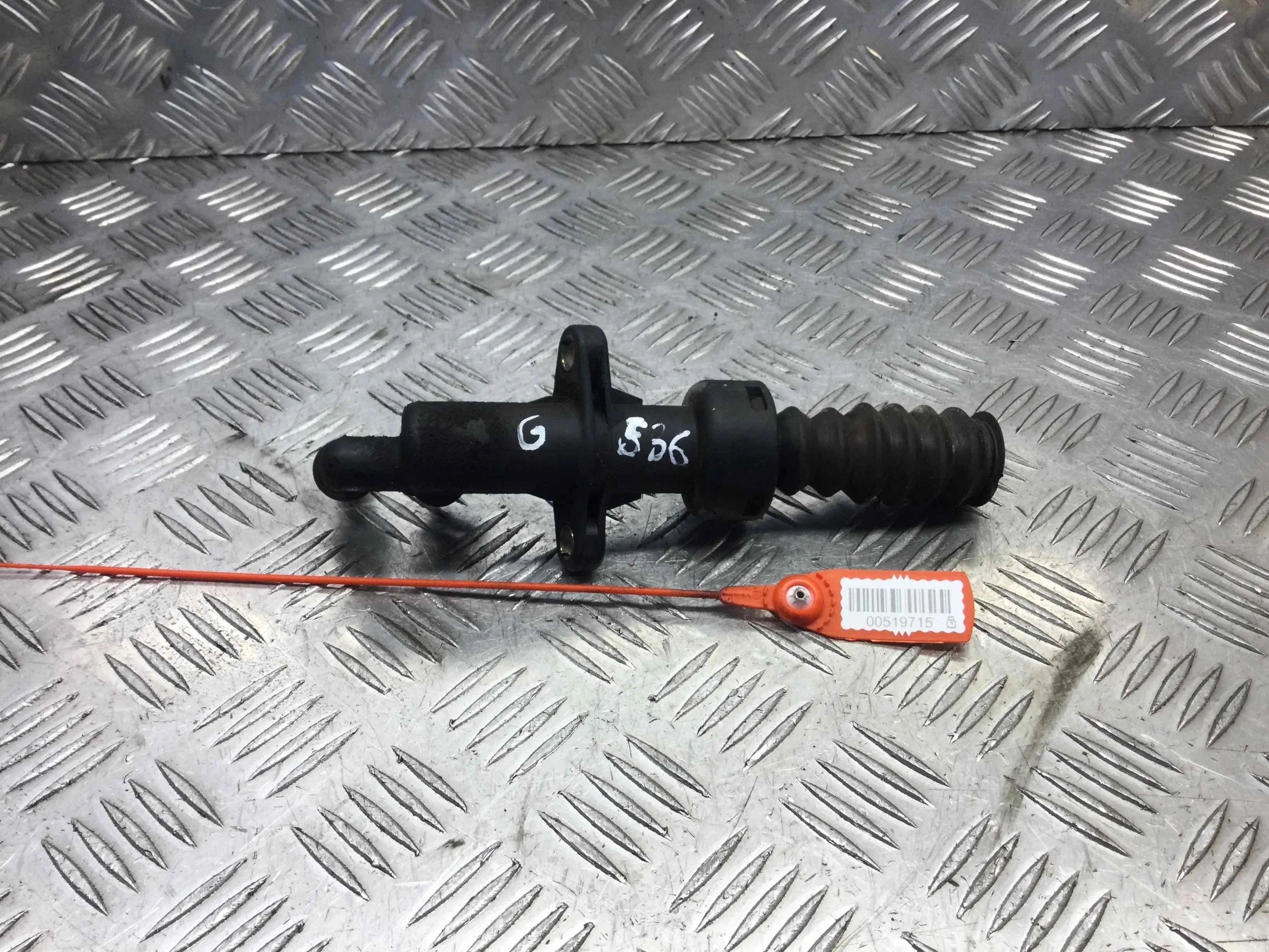 Цилиндр сцепления рабочий Citroen C5 C5 I (DC,DE,RE,RC) 2001 - 2008 дизель 2.0 HDI Механика Лифтбэк