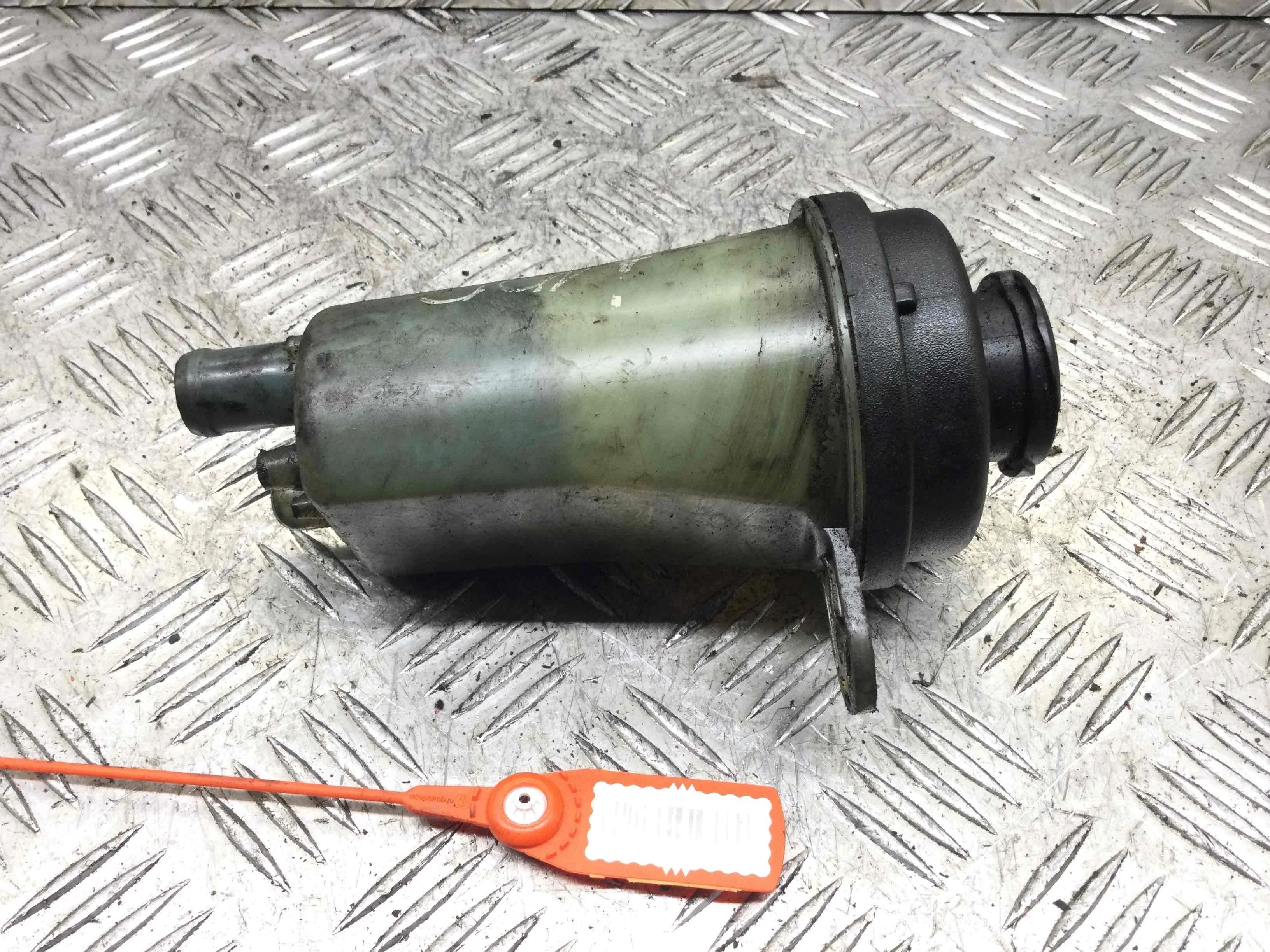 Бачок гидроусилителя Ford Focus 2 поколение (2005-2008) бензин 1.6 i Автомат Х/б