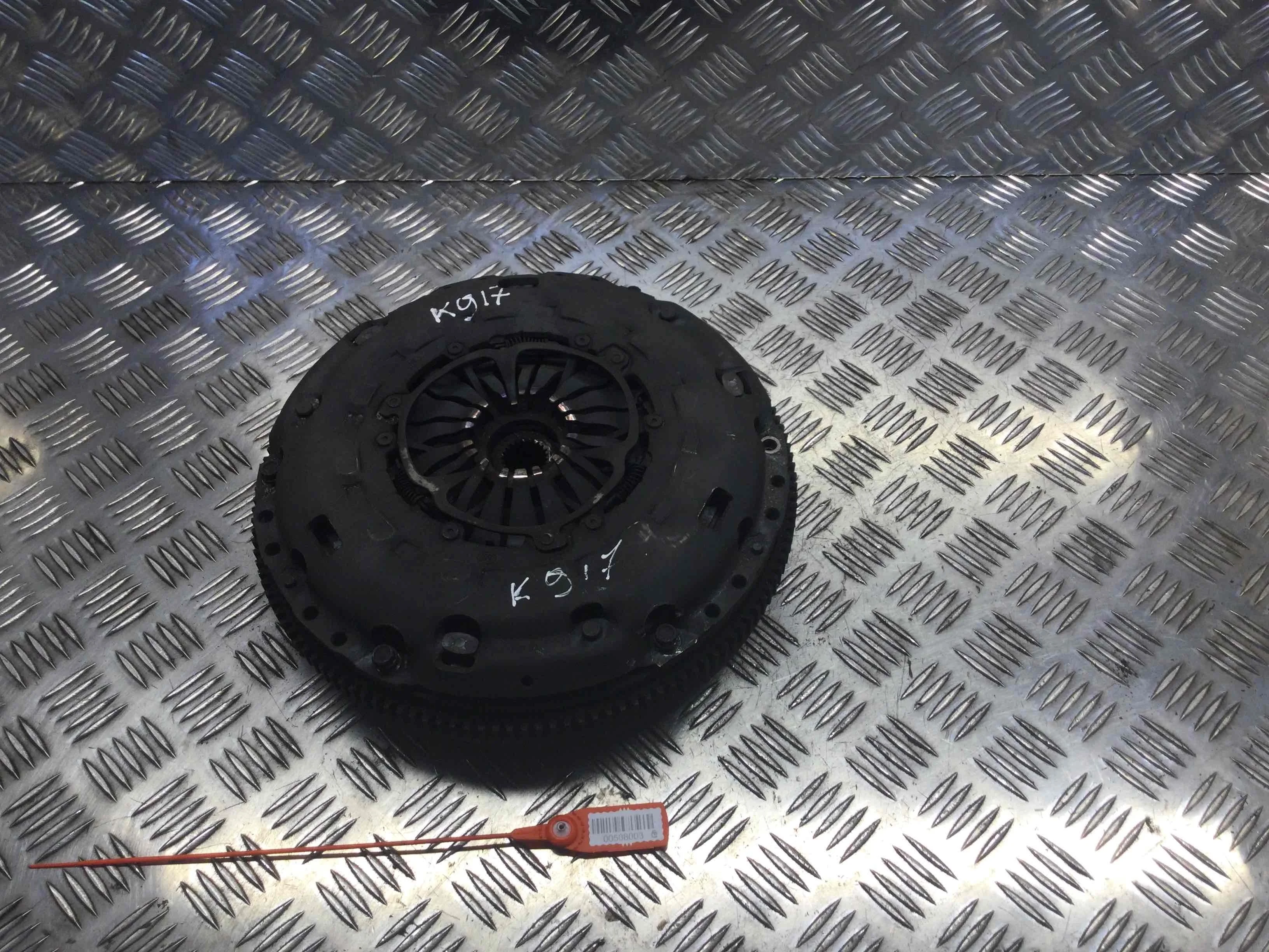 Маховик Volkswagen Passat B6 (2005-2010) дизель 2.0 TDI Механика Седан