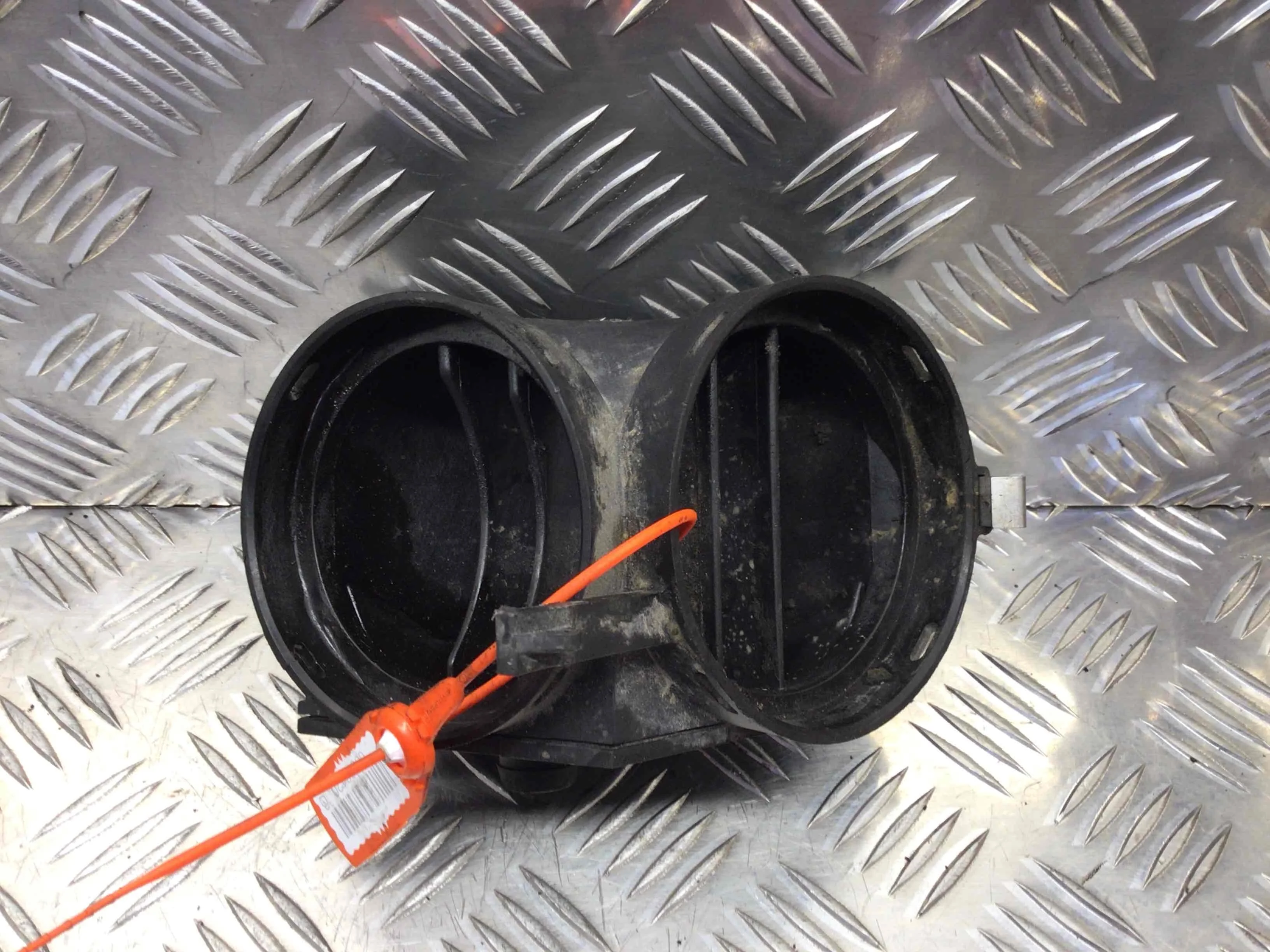 Патрубок воздушного фильтра Mercedes C-klasse W203/S203/CL203 (2000-2004) бензин 2.6 i Автомат Седан