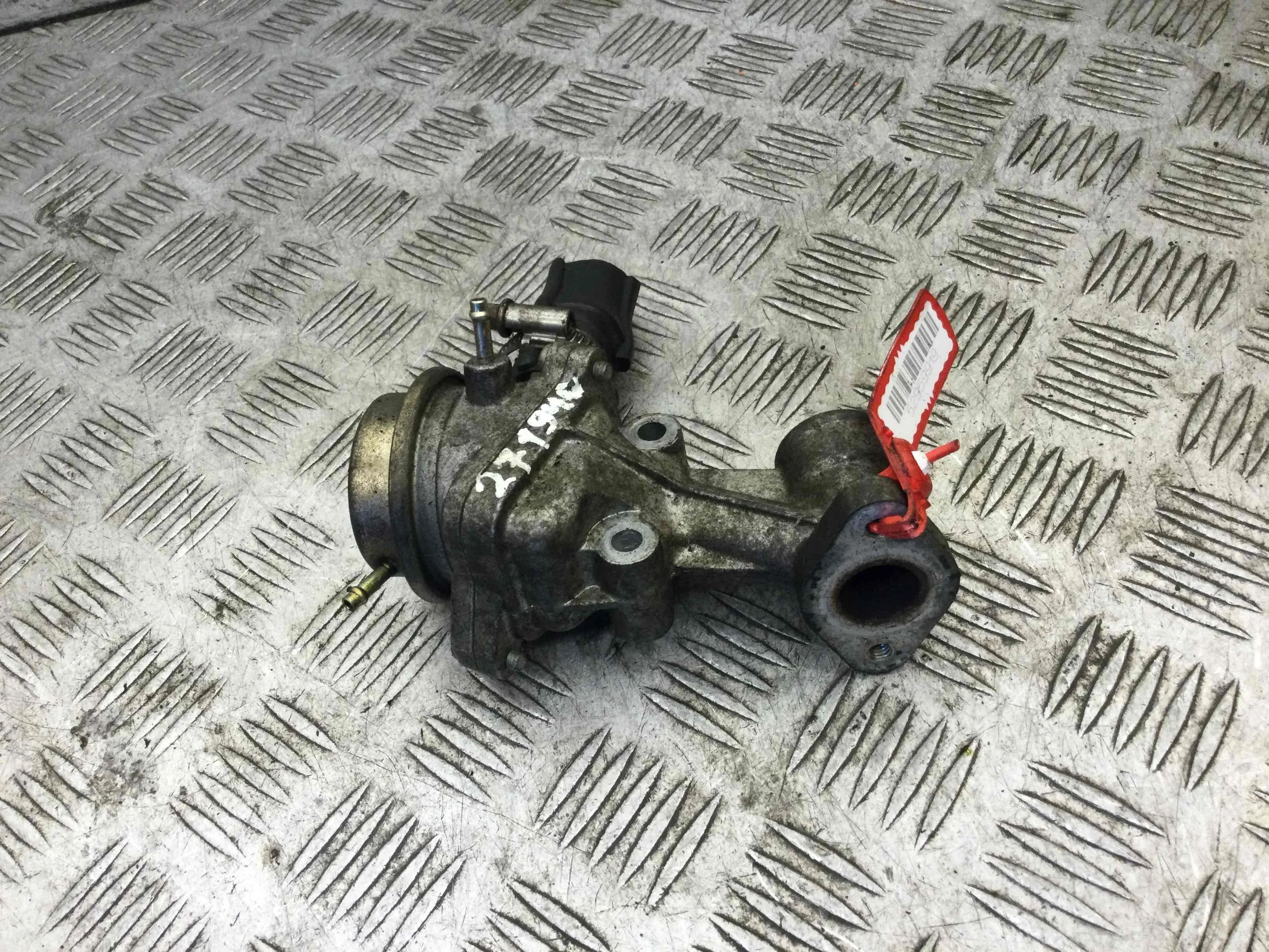 Клапан EGR Mercedes C-klasse W203/S203/CL203 (2000-2004) бензин 1.8  Автомат Седан