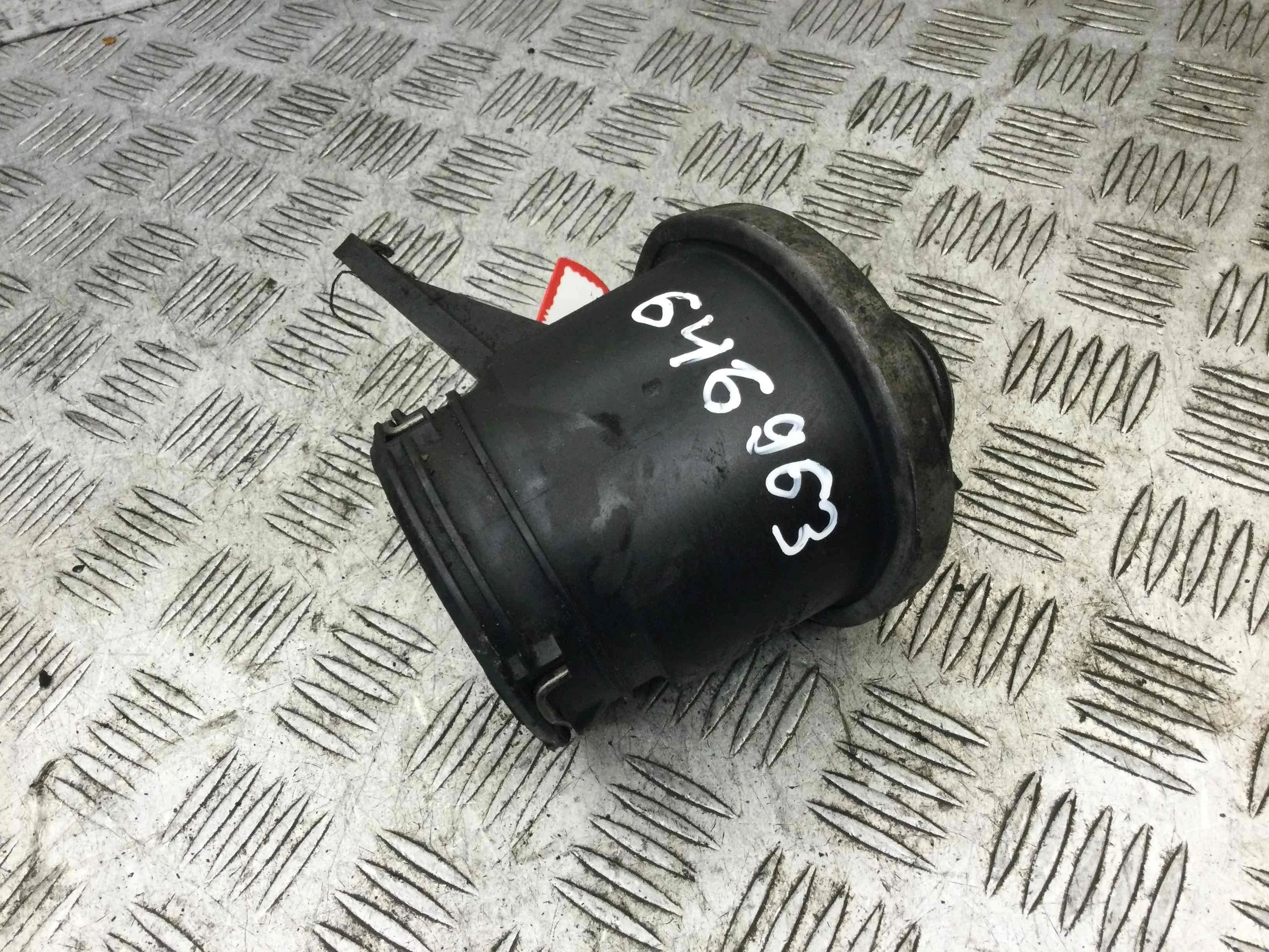 Патрубок турбины Mercedes C-klasse W203/S203/CL203 (2000-2004) дизель 2.2 CDI Автомат Седан