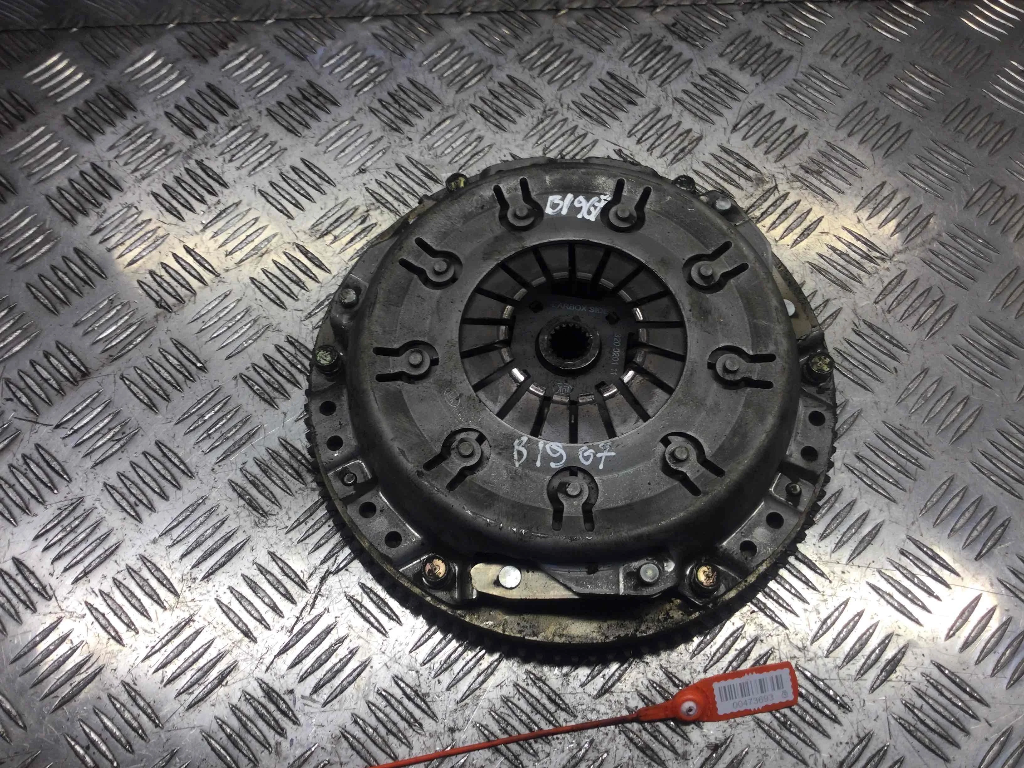 Маховик Nissan Almera N16 [рестайлинг] (2003-2006) бензин 1.5 i Механика Х/б