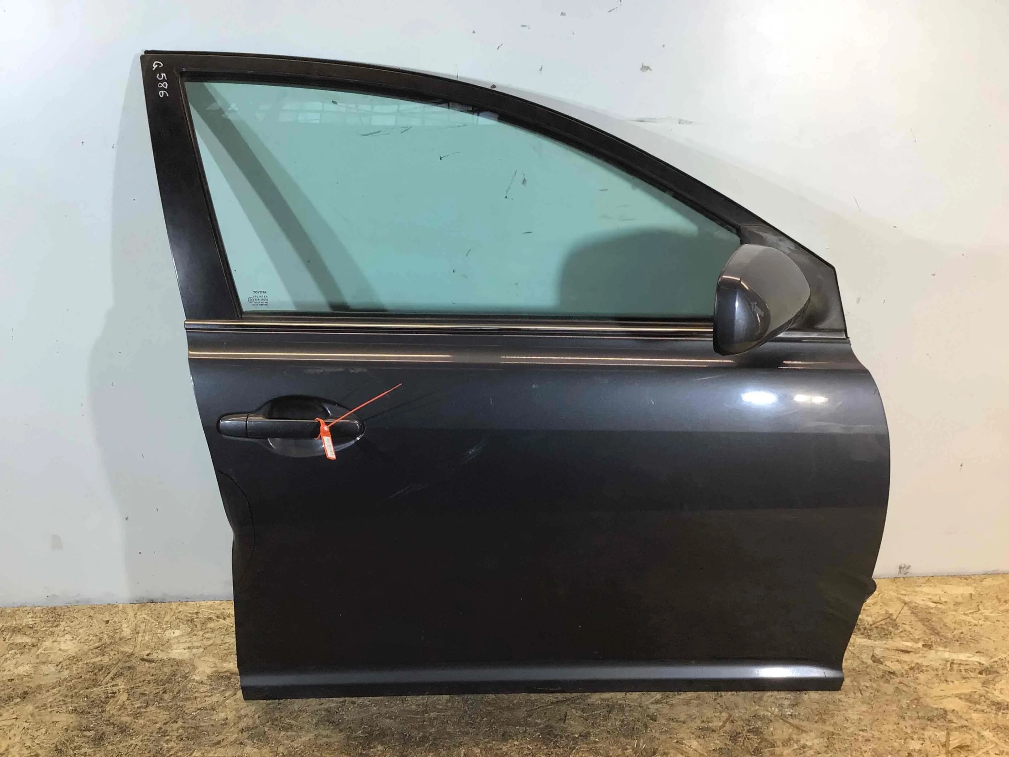 Дверь передняя правая Toyota Avensis 2 поколение [рестайлинг] 2006 - 2009 дизель 2.2 CDTi Механика Универсал