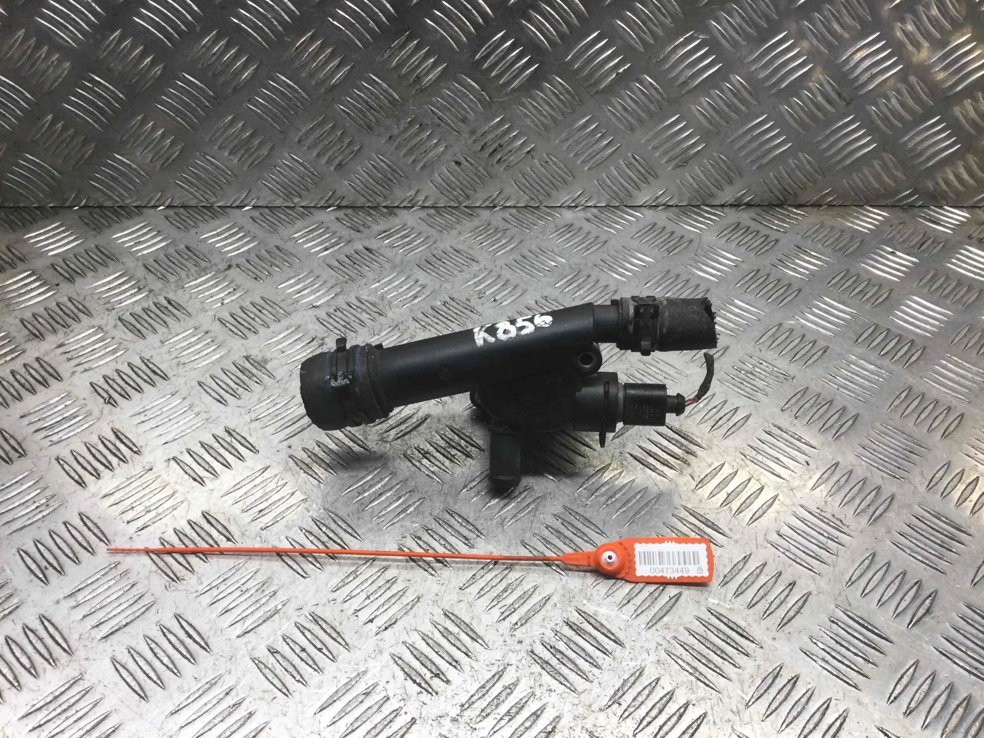 Фланец (тройник) системы охлаждения Volkswagen Passat B6 (2005-2010) дизель 1.9 TDI Механика Универсал