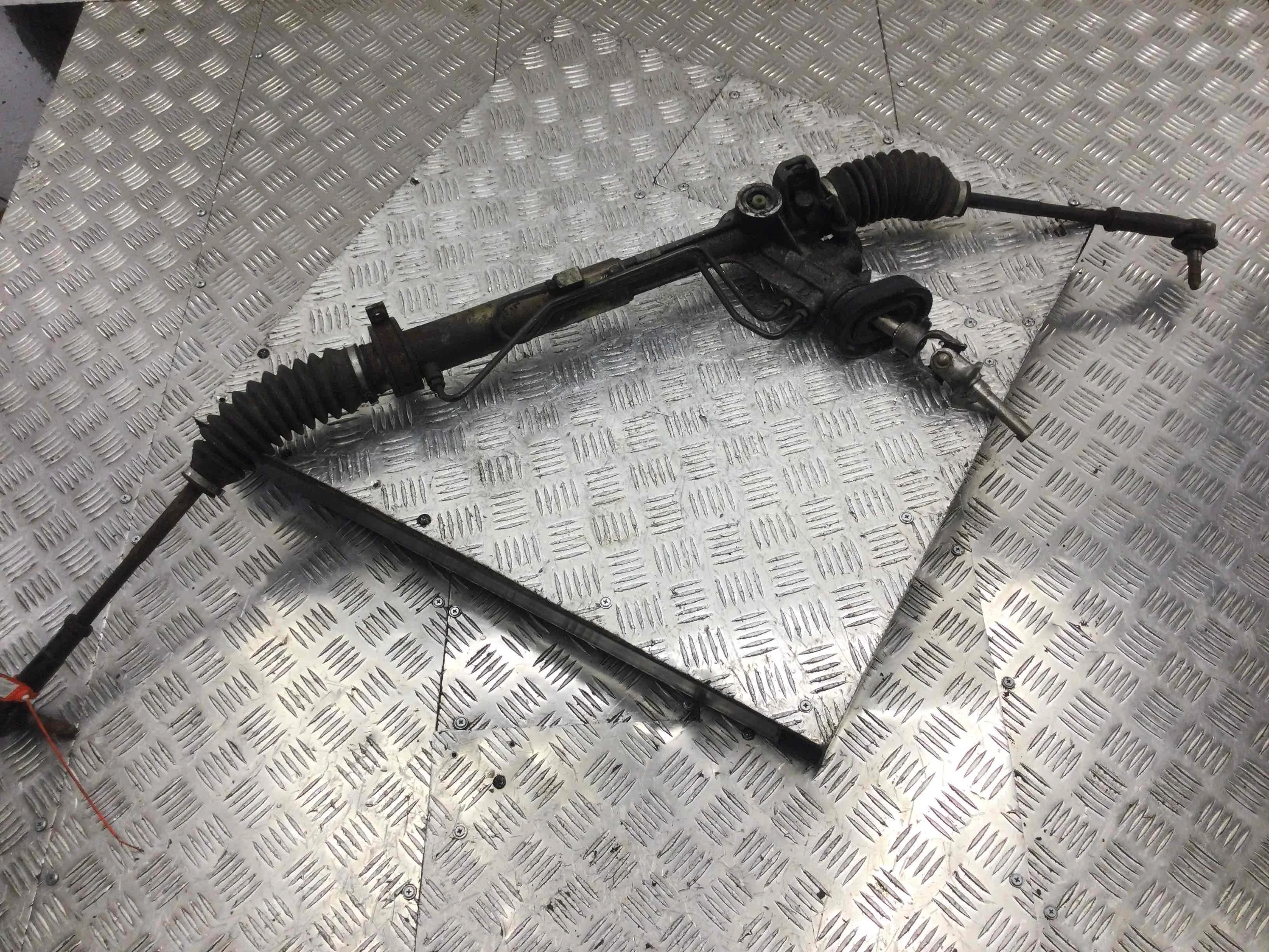 Рулевая рейка Volkswagen Polo 3 поколение (1994-2001) бензин 1.4 i Механика Х/б