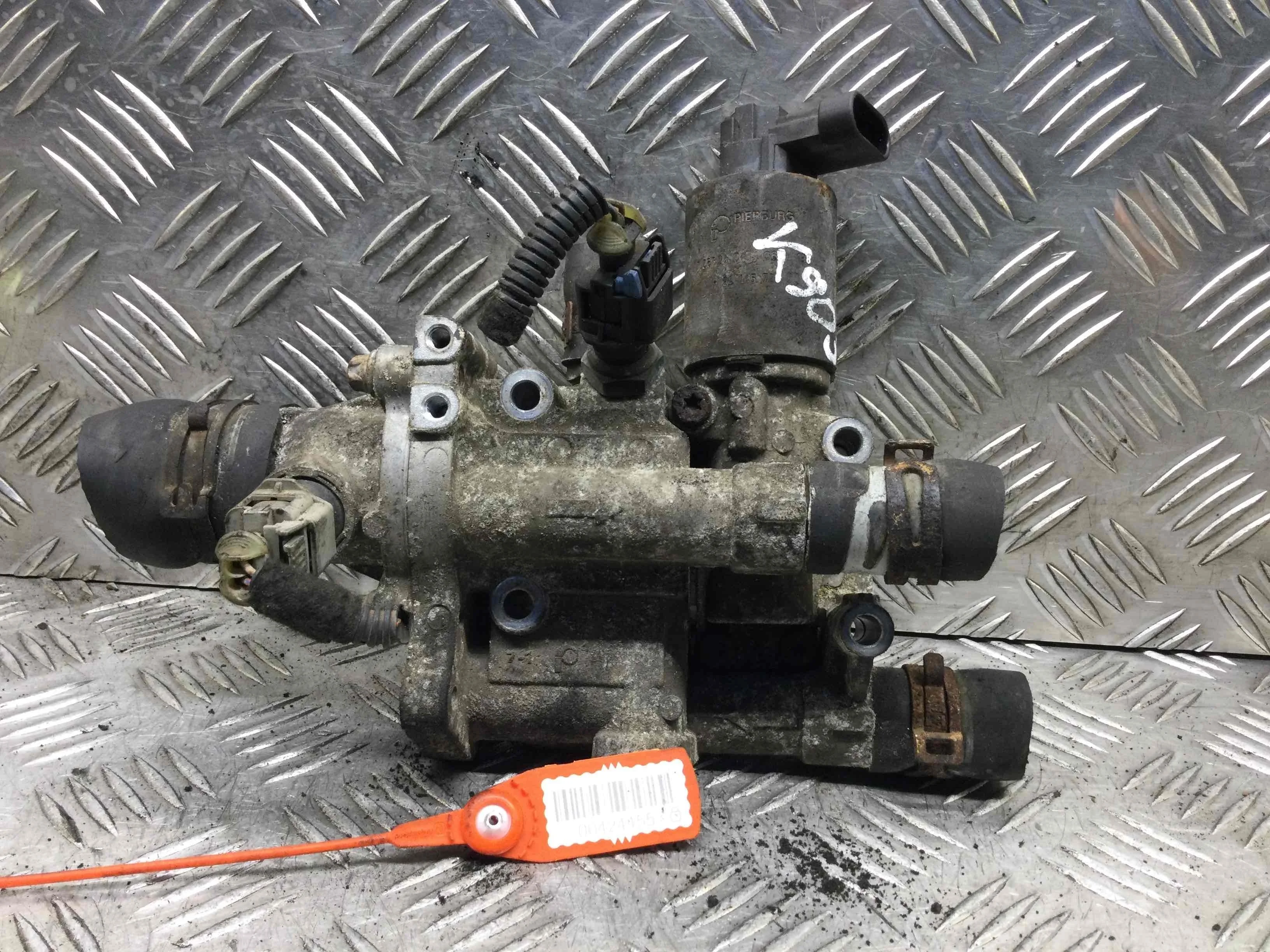 Клапан EGR Opel Zafira B (2005-2010) бензин 1.6 i Механика Минивэн