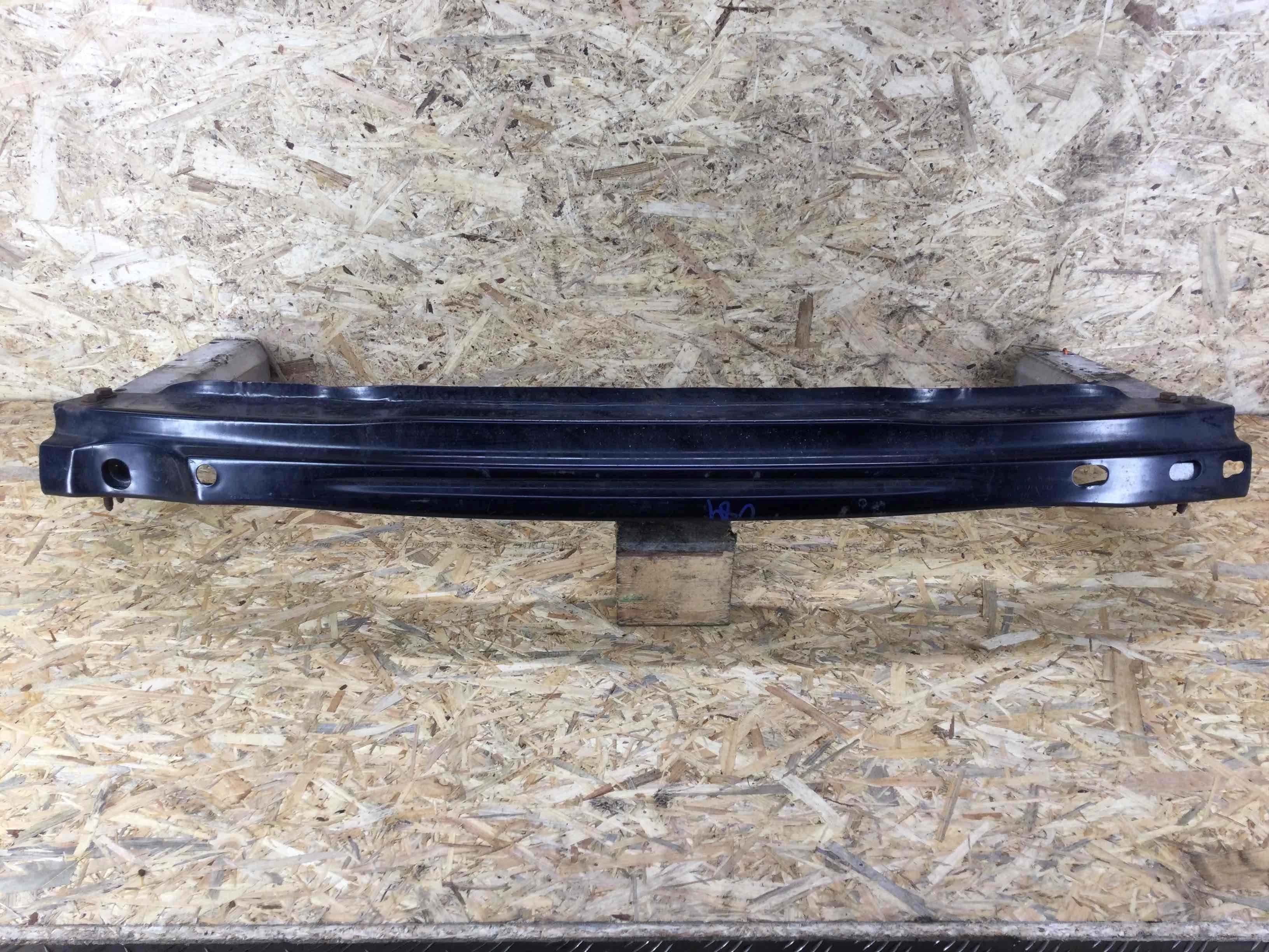 Усилитель бампера заднего Audi A4 B8/8K (2007-2011) дизель 2.0 TDI Механика Универсал