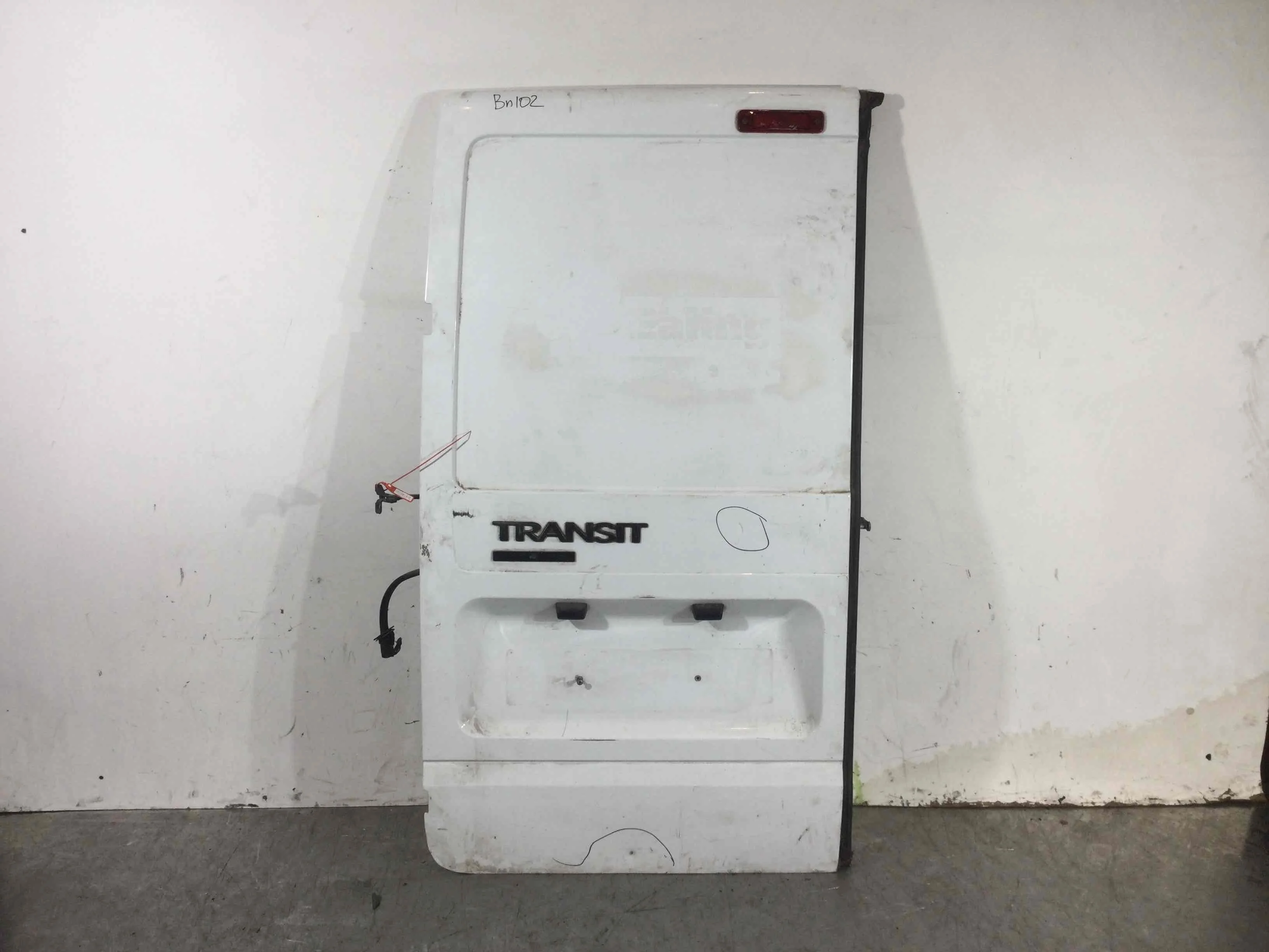 Дверь задняя распашная левая Ford Transit 3 поколение [рестайлинг] (2006-2013) дизель 2.4 TDCi Механика Микроавтобус