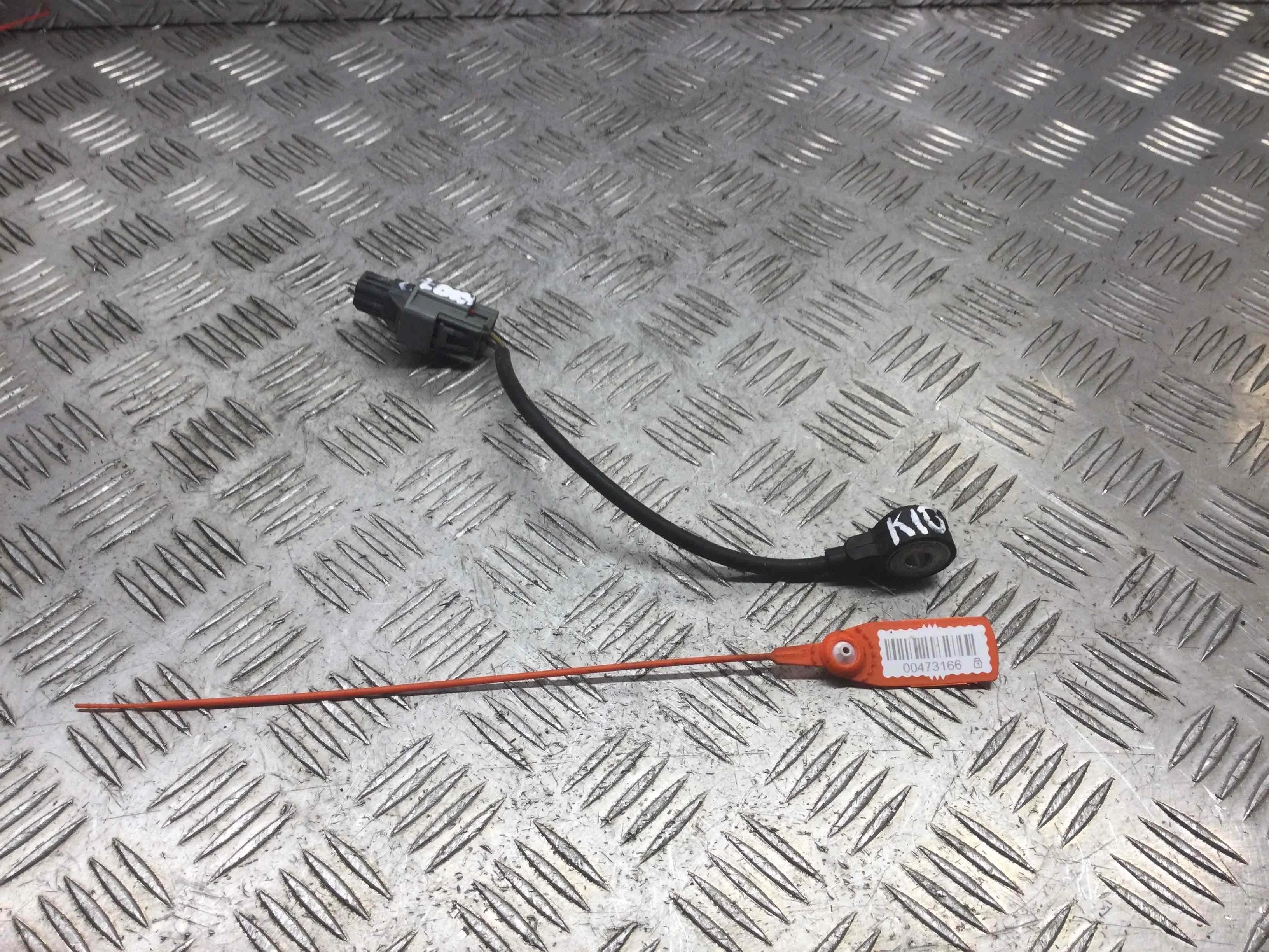 Датчик детонации Ford Focus 2 поколение (2005-2008) бензин 1.8 i Механика Х/б