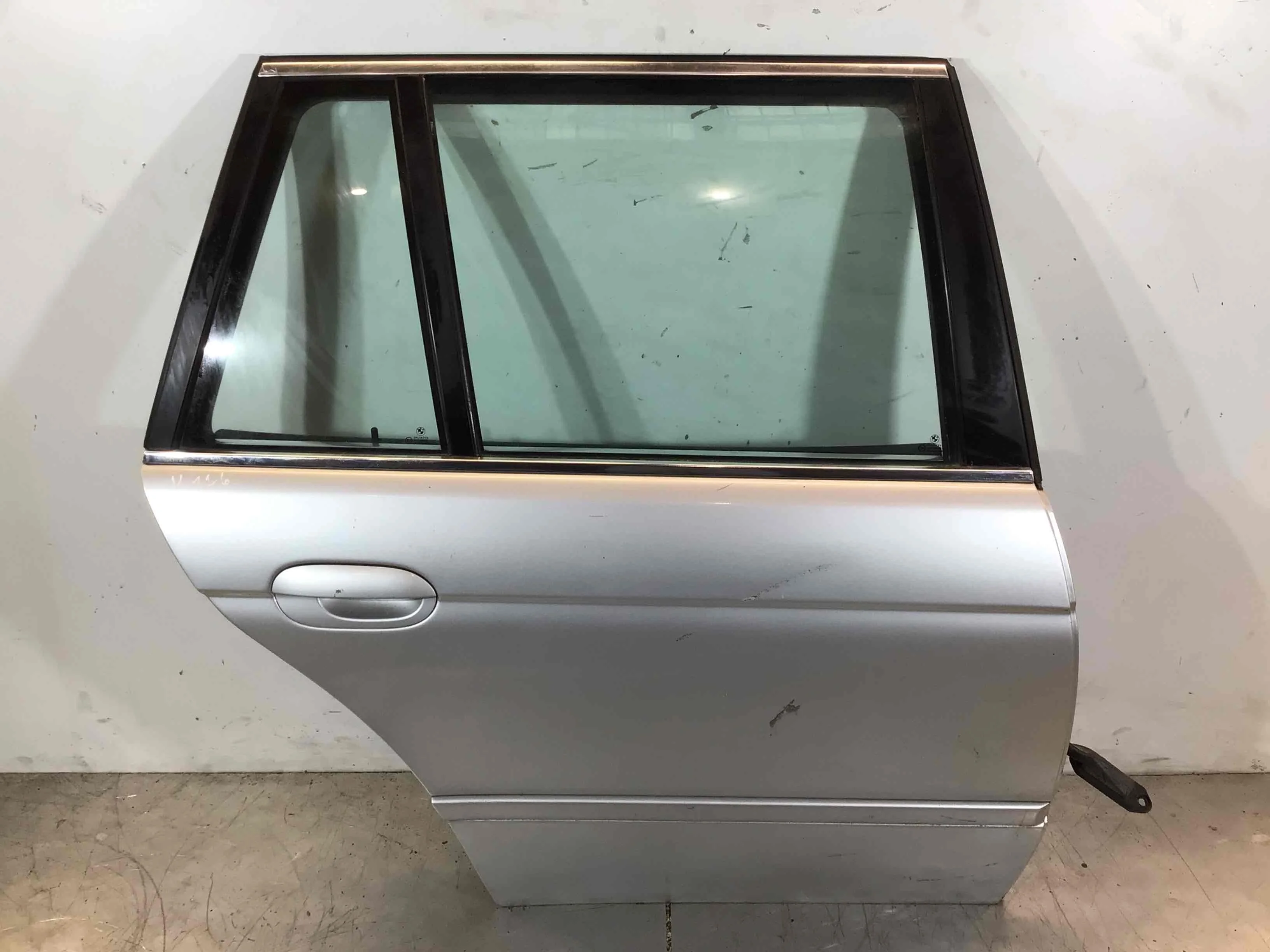 Дверь задняя правая BMW 5-Series 5-Series E39 1995 - 2004 дизель 3.0 TDI Механика Универсал