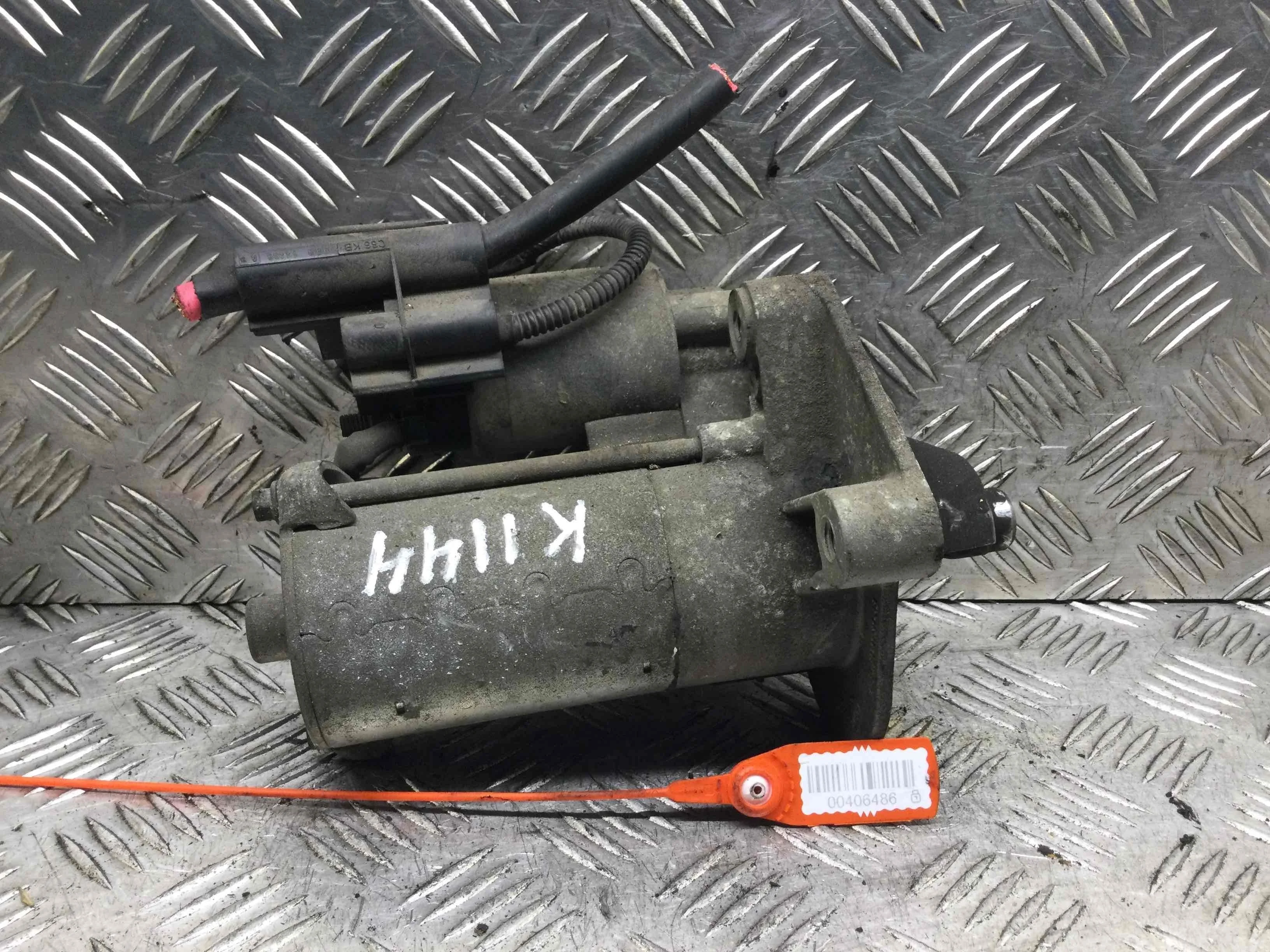 Стартер Ford Focus 3 поколение (2011-2014) дизель 1.6 TDCi Механика Х/б