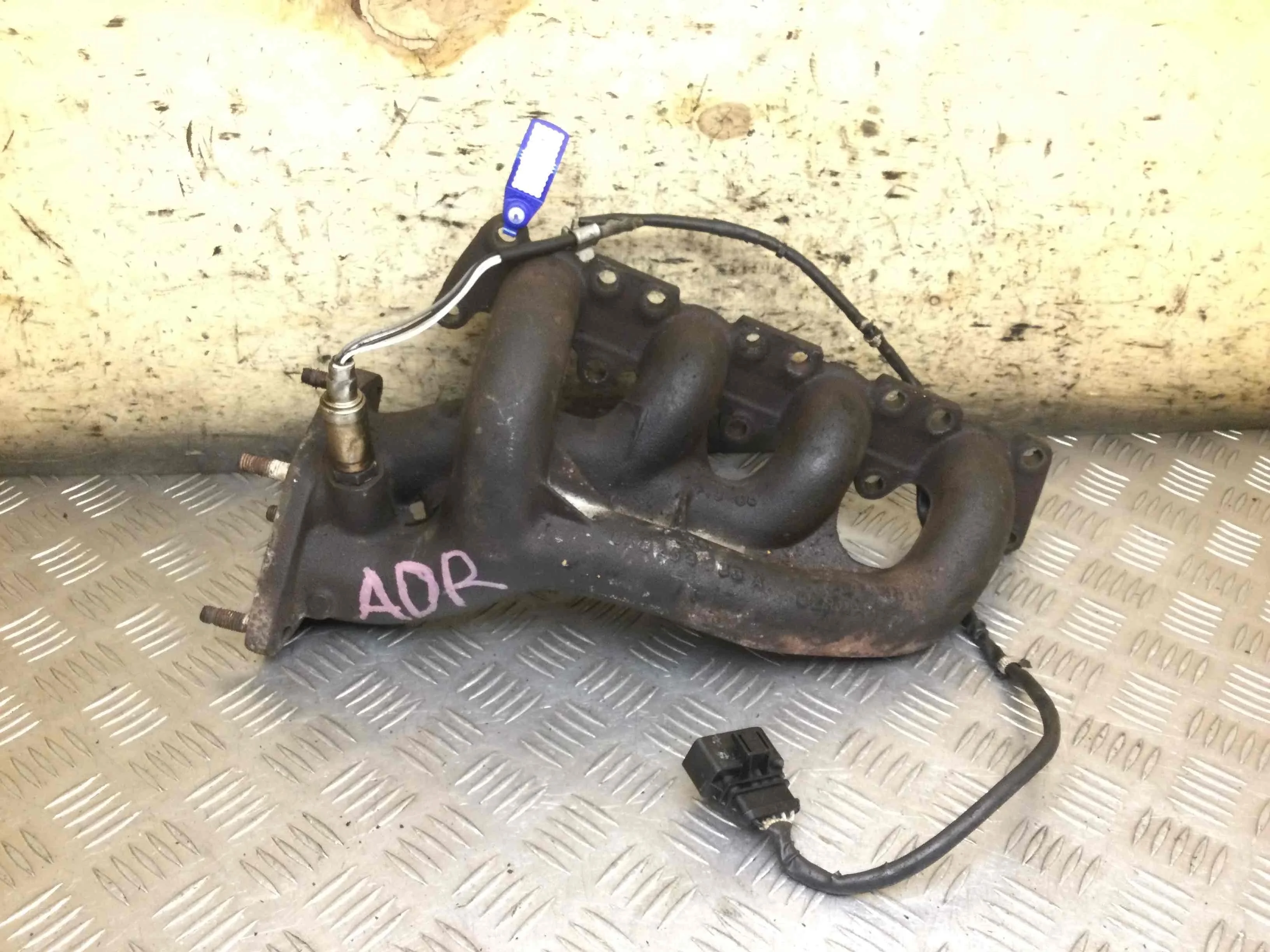 Коллектор выпускной Volkswagen Passat B5 (1996-2000) бензин 1.8 i Механика Седан