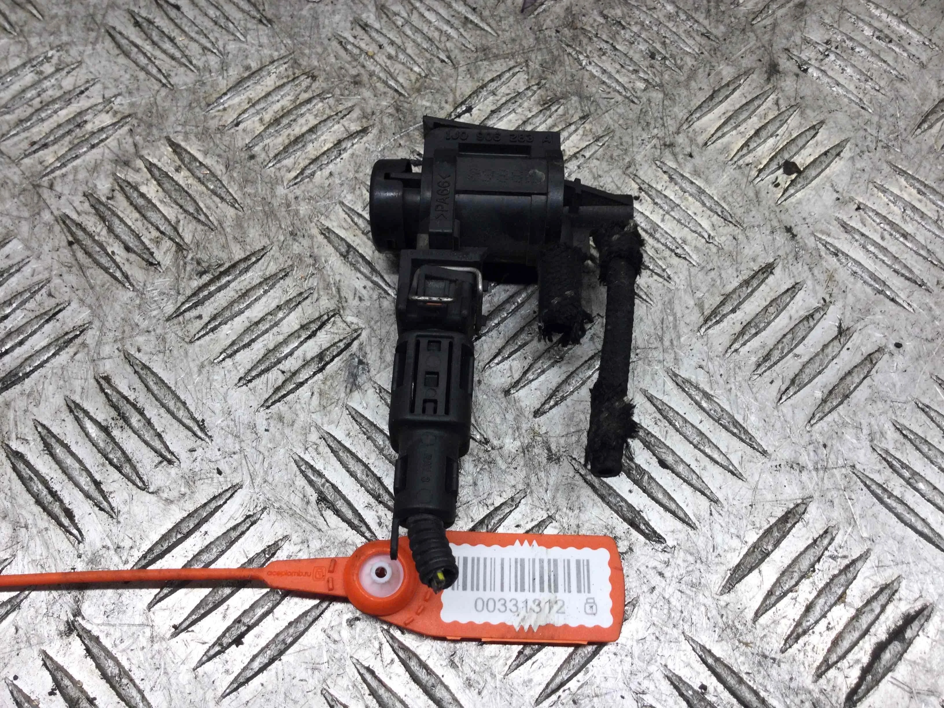 Клапан электромагнитный Volkswagen Golf 4 поколение (1997-2004) дизель 1.9 TDI Механика Х/б