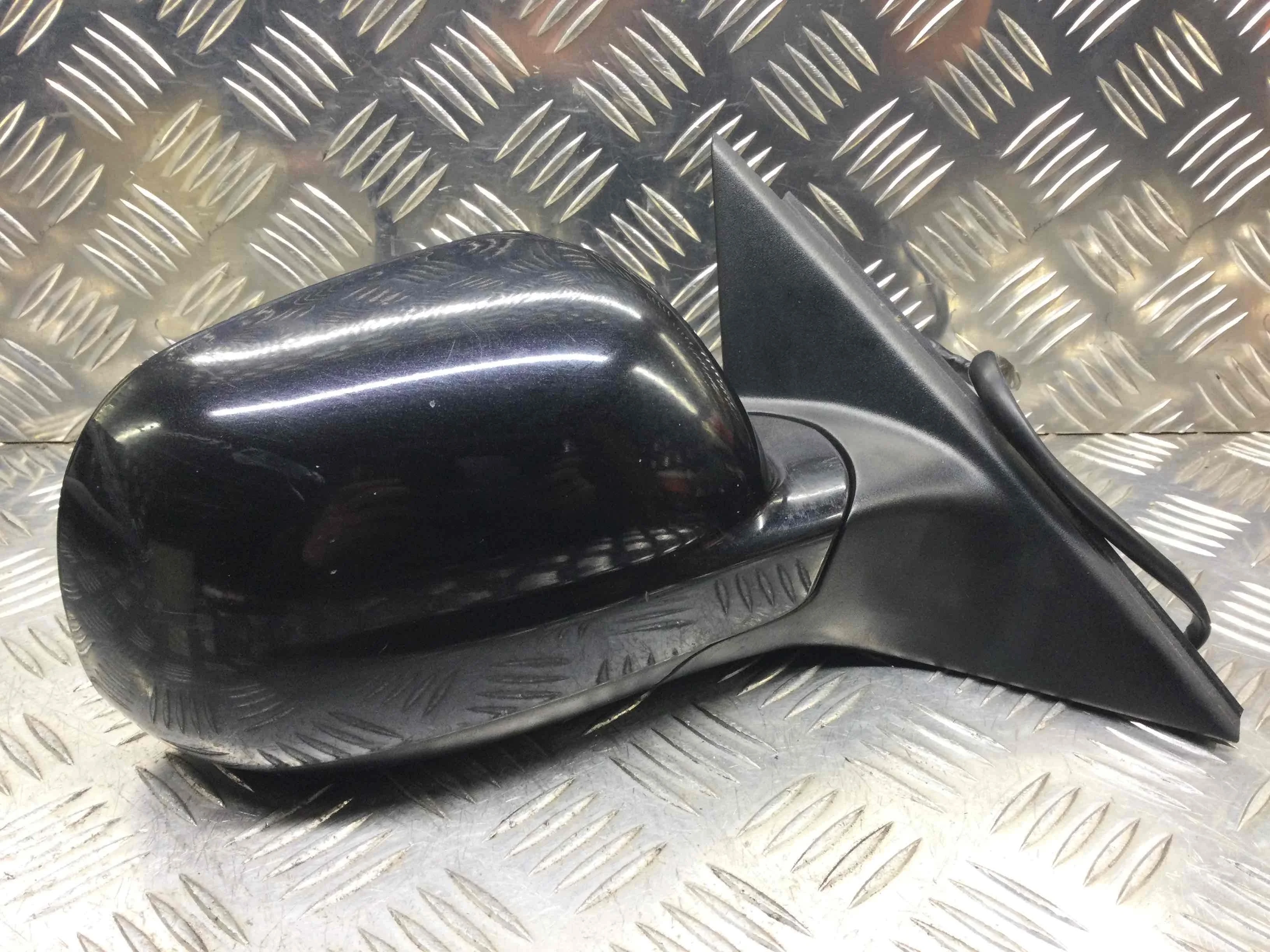 Зеркало наружное правое Volkswagen Passat B5 (1996-2000) бензин 1.8 i Механика Седан