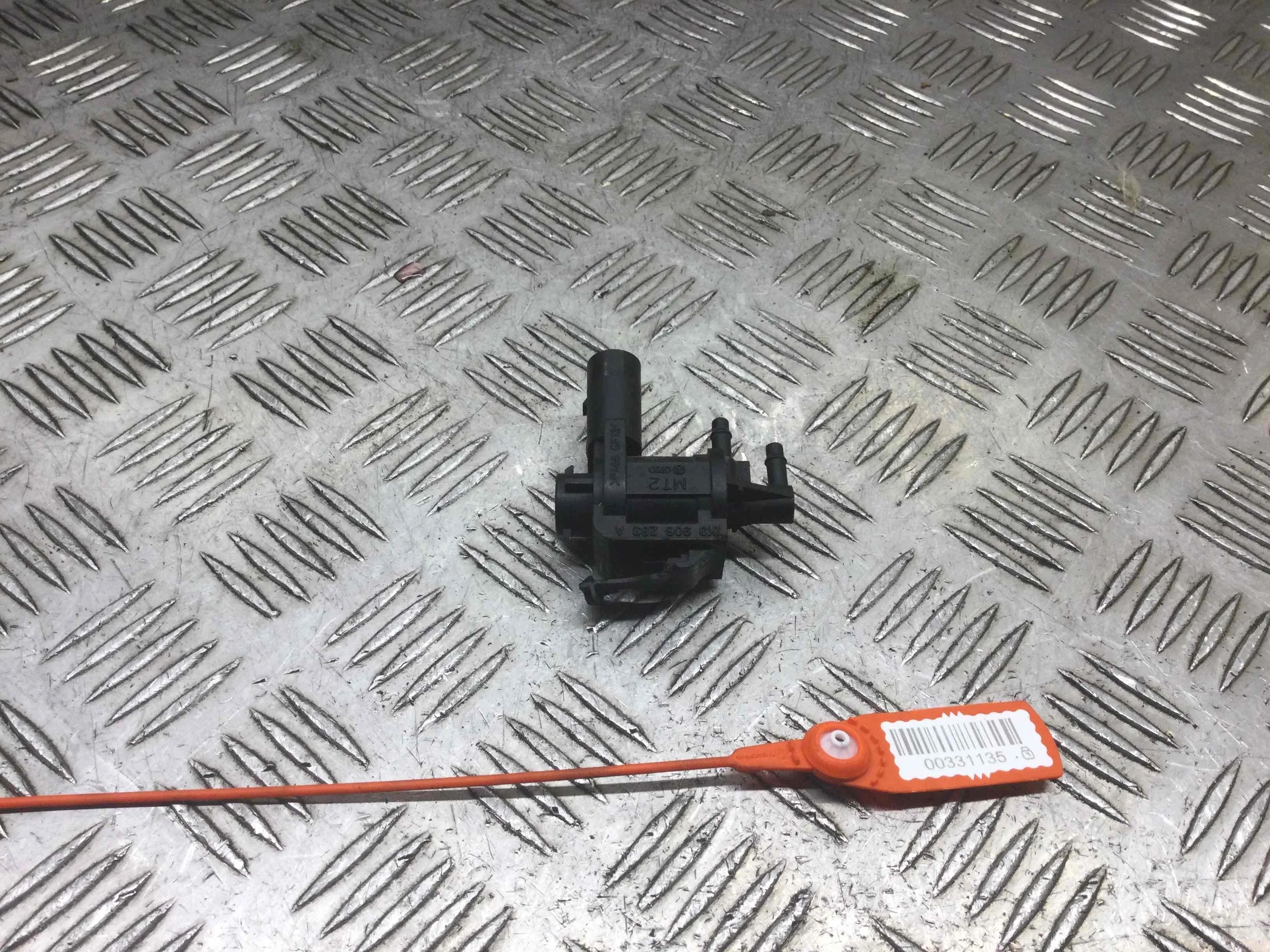 Преобразователь давления (соленоид наддува/EGR) Audi A4 B8/8K (2007-2011) дизель 2.0 TDI Механика Седан