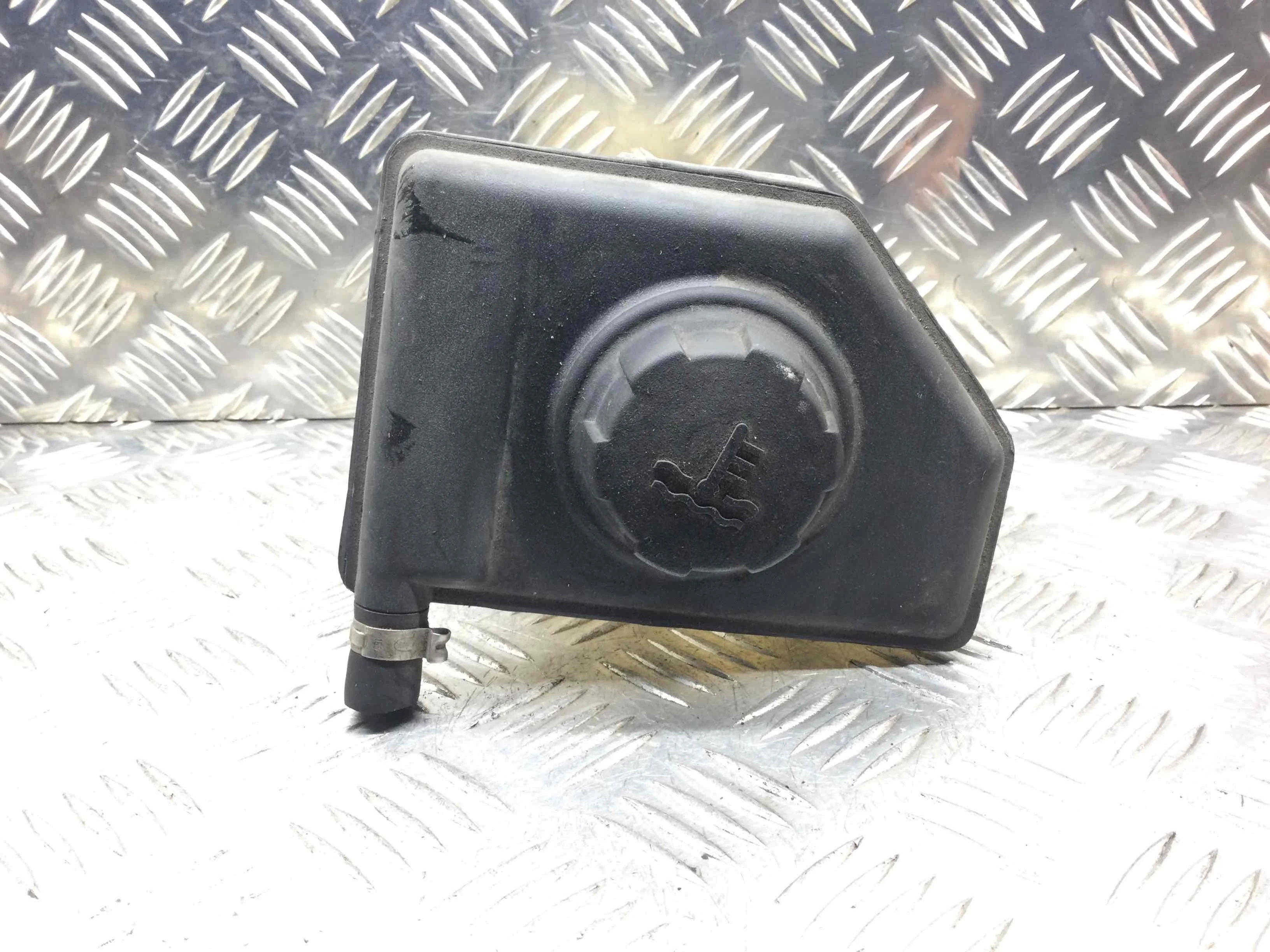 Бачок расширительный Volvo V40 1 поколение (1996-2000) бензин 1.9 i Механика Универсал