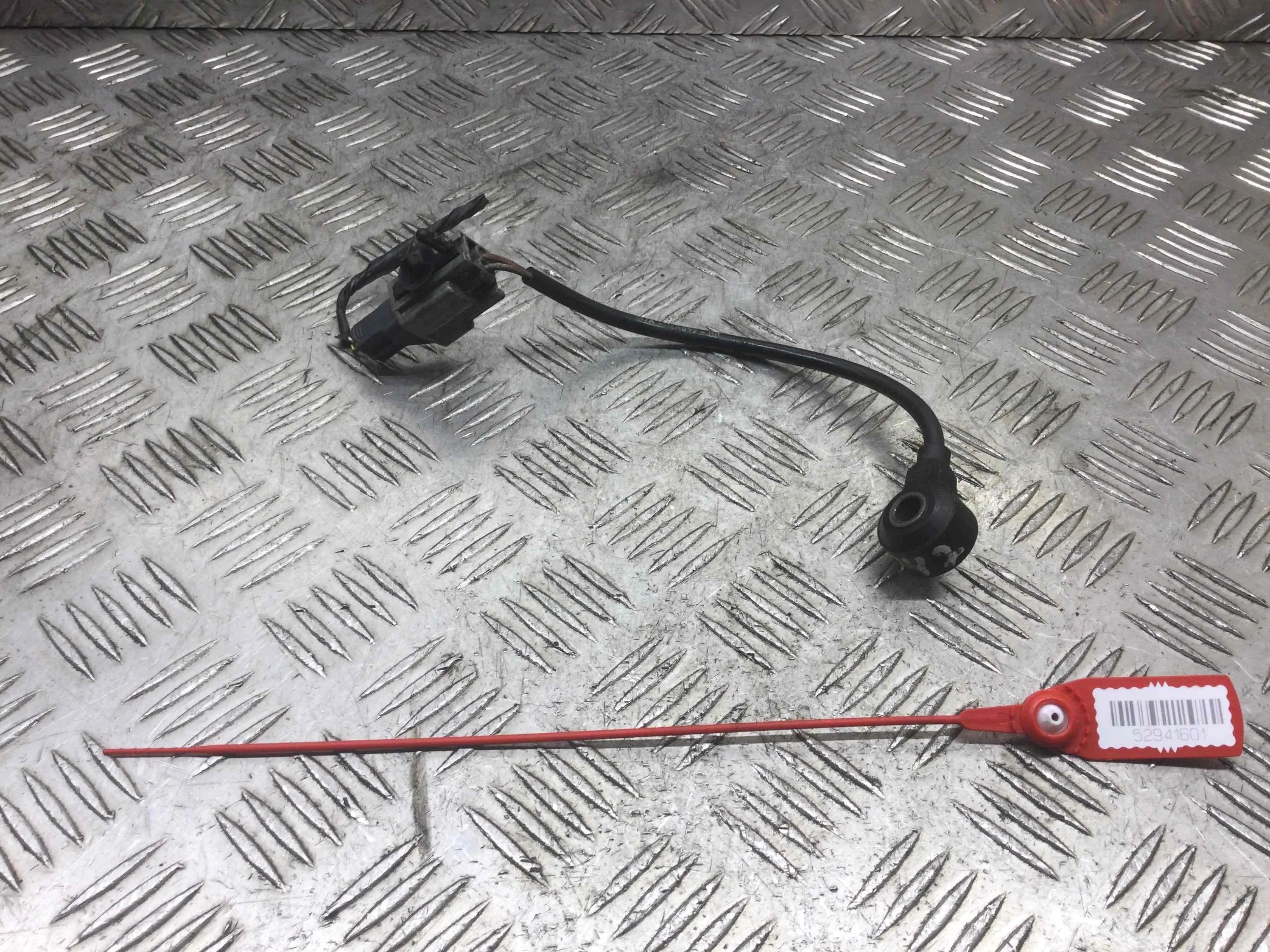 Датчик детонации Ford Focus 2 поколение (2005-2008) бензин 1.8 i Механика Х/б