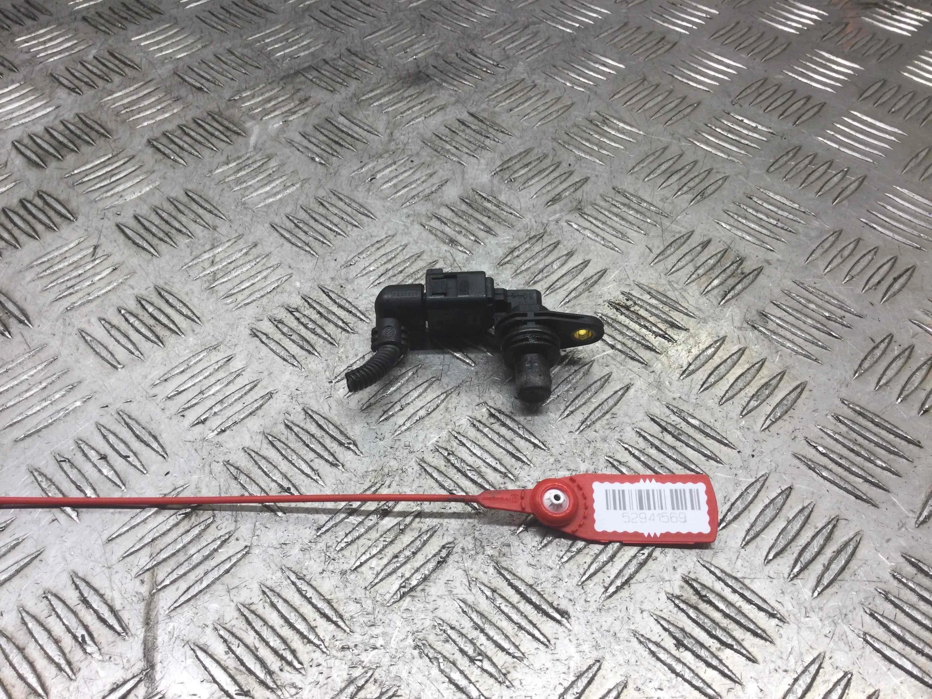 Датчик распредвала Volkswagen Golf 4 поколение (1997-2004) бензин 1.4 i Механика Х/б