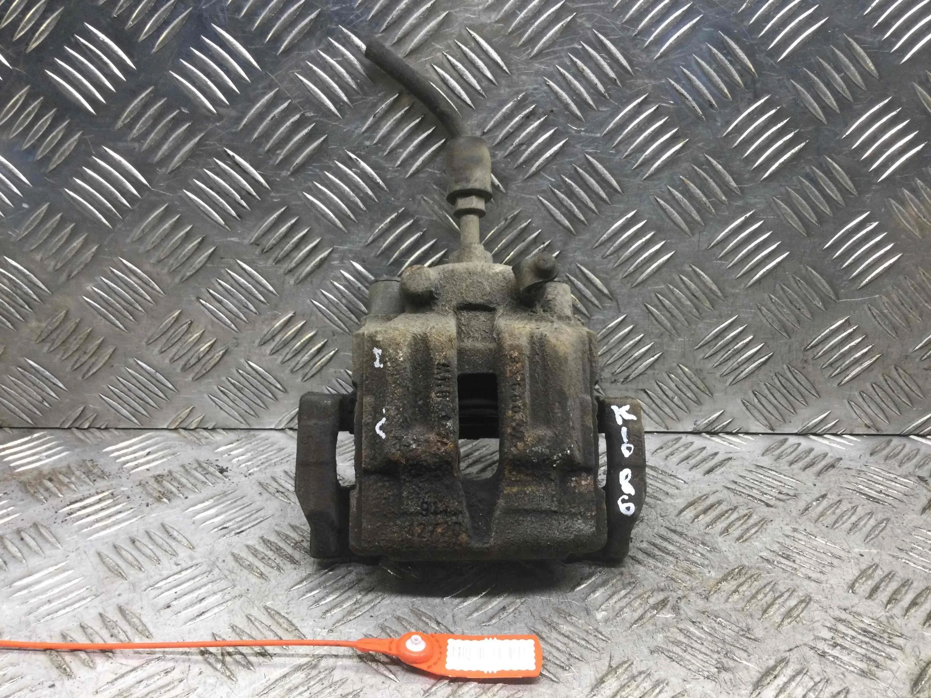 Суппорт задний правый BMW X3 E83 (2003-2006) дизель 3.0 D Автомат