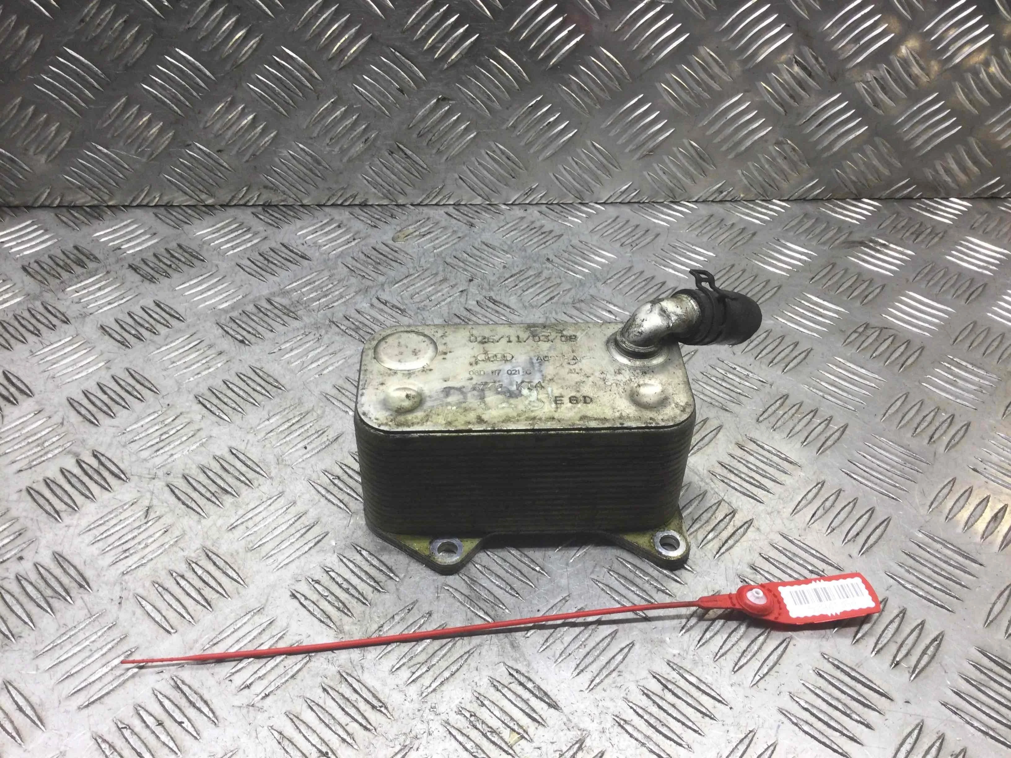 Теплообменник масляного фильтра Volkswagen Golf 5 поколение (2004-2009) бензин 2.0 i Механика Х/б