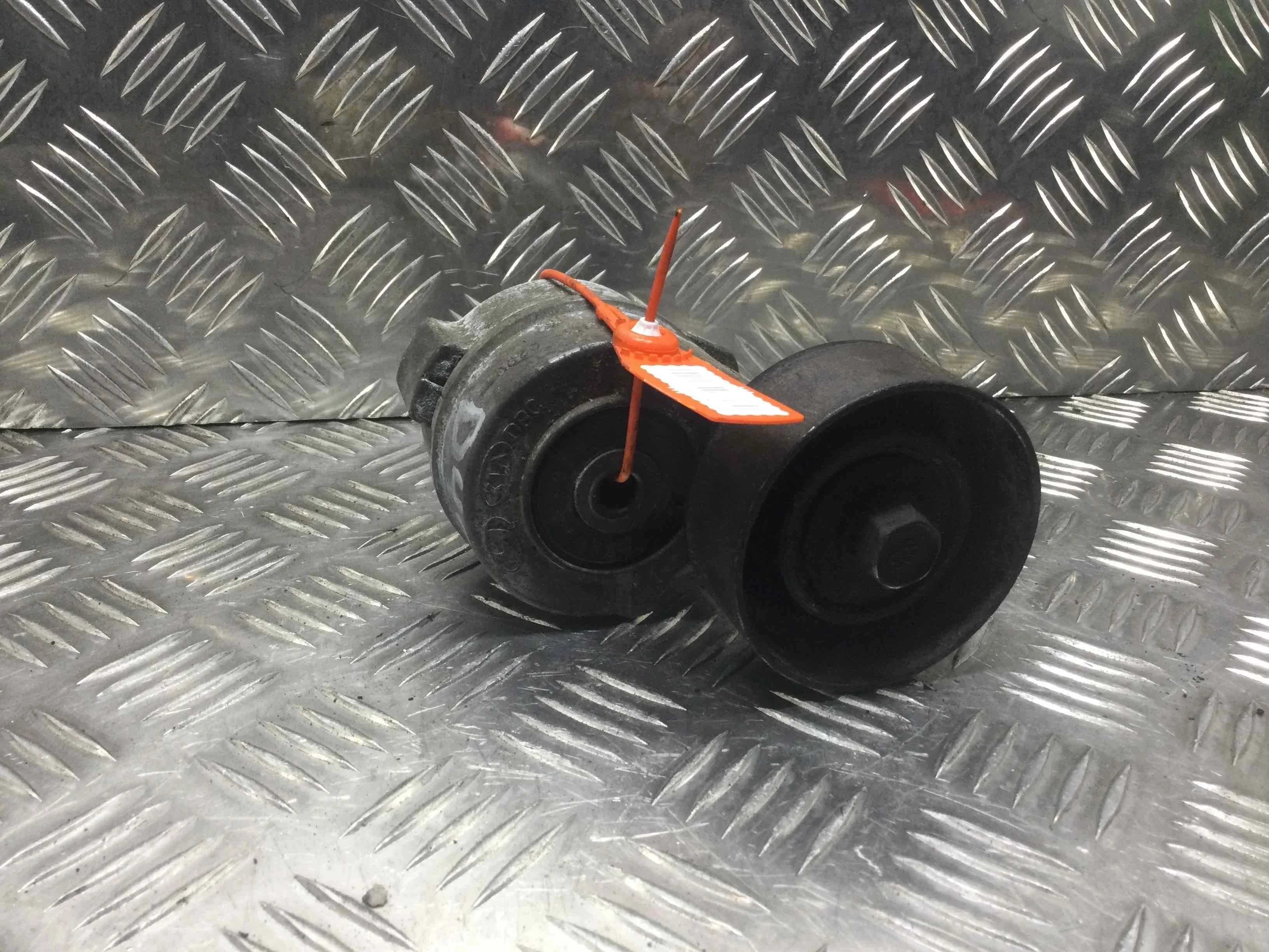 Натяжитель ремня генератора Kia Sorento 1 поколение [рестайлинг] (2006-2009) дизель 2.5 CRDi Механика