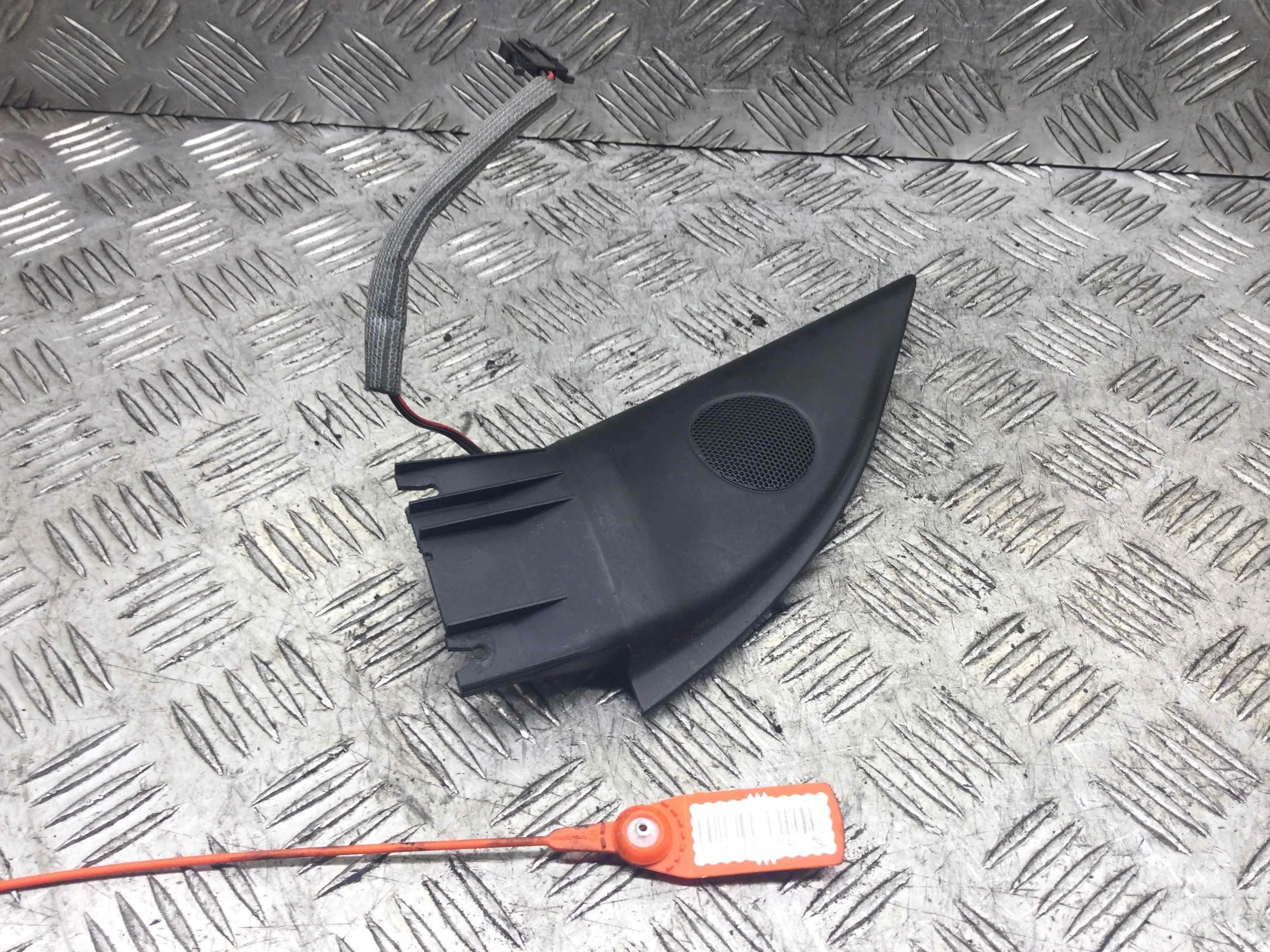 Динамик двери передней левой Volkswagen Passat B5 (1996-2000) дизель 1.9 TDI Механика Универсал