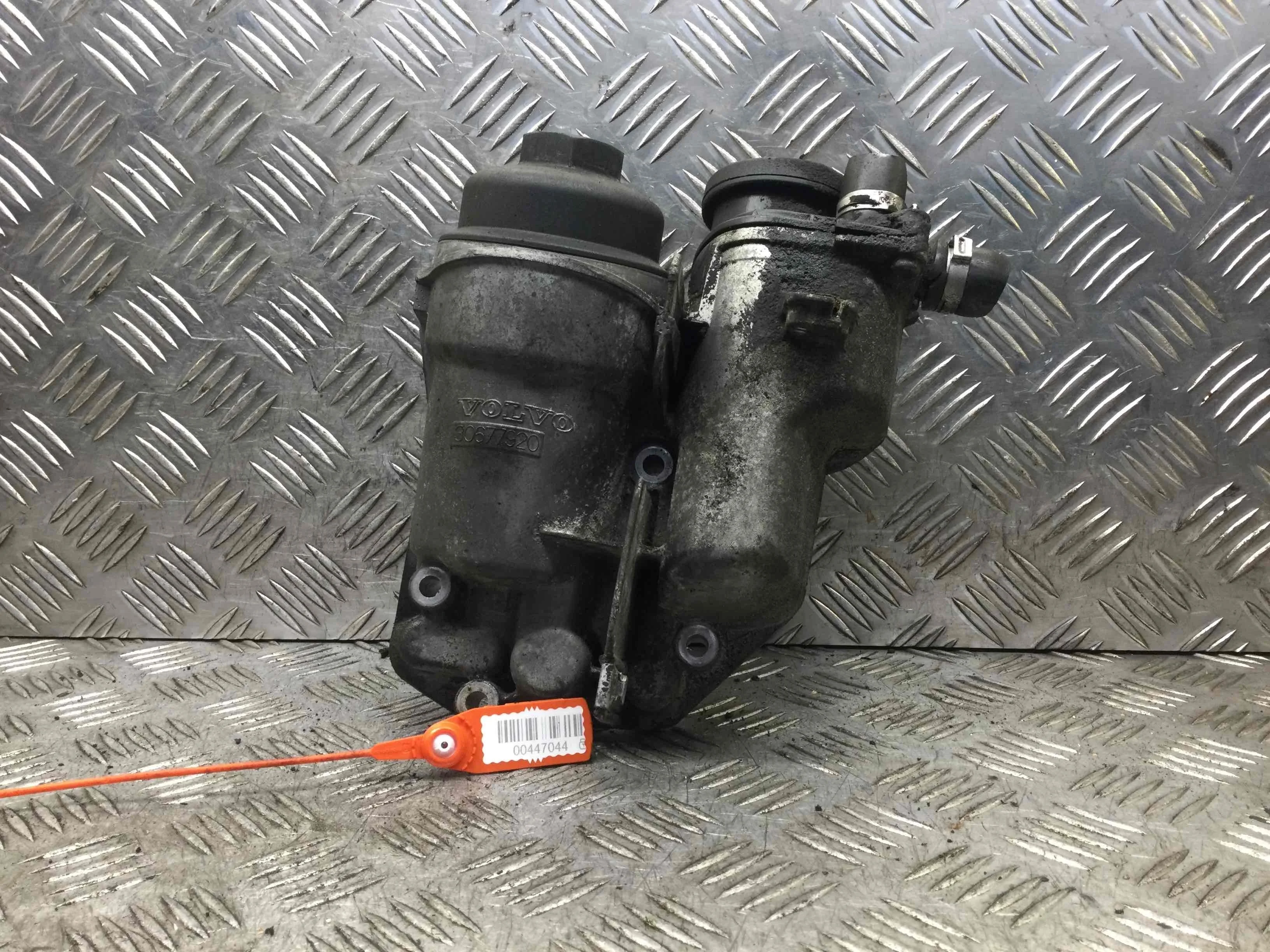 Корпус масляного фильтра Volvo XC90 1 поколение (2002-2006) дизель 2.4 D Автомат