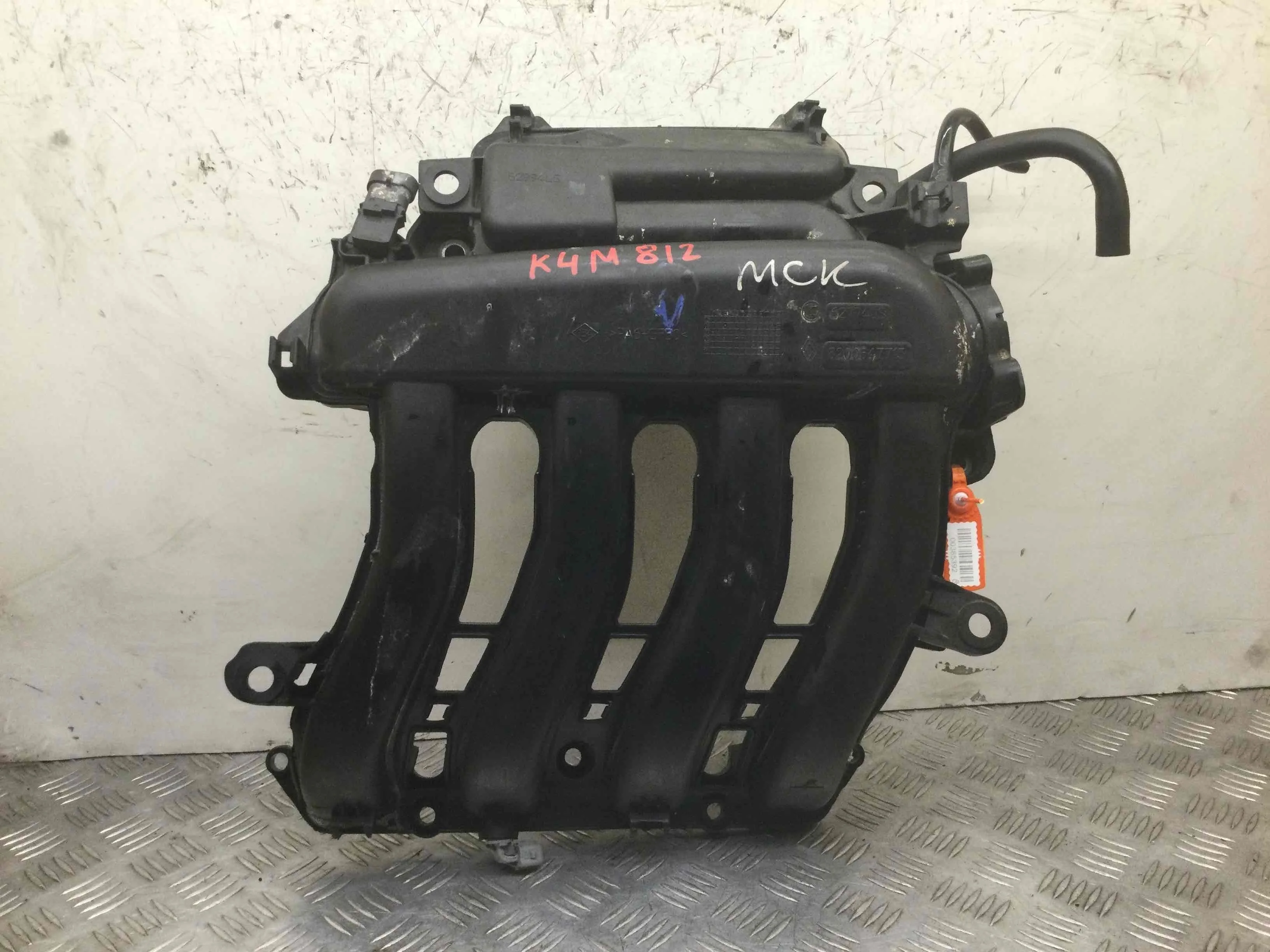 Коллектор впускной Renault Megane 2 поколение [рестайлинг] (2006-2009) бензин 1.6 i Механика Х/б