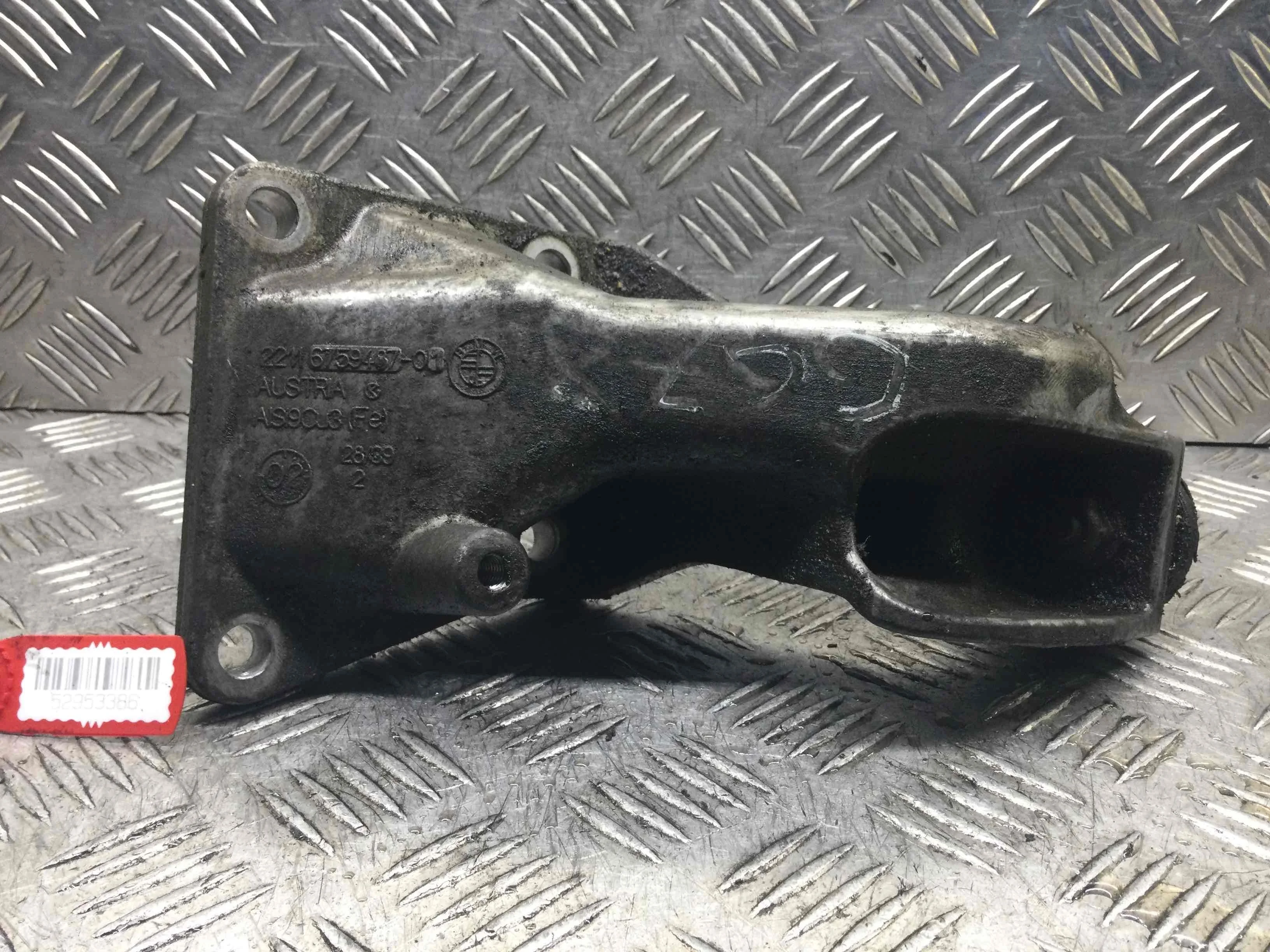 Кронштейн двигателя BMW 3-Series 3-Series E46 1998 - 2006 бензин 1.8 i Механика Х/б